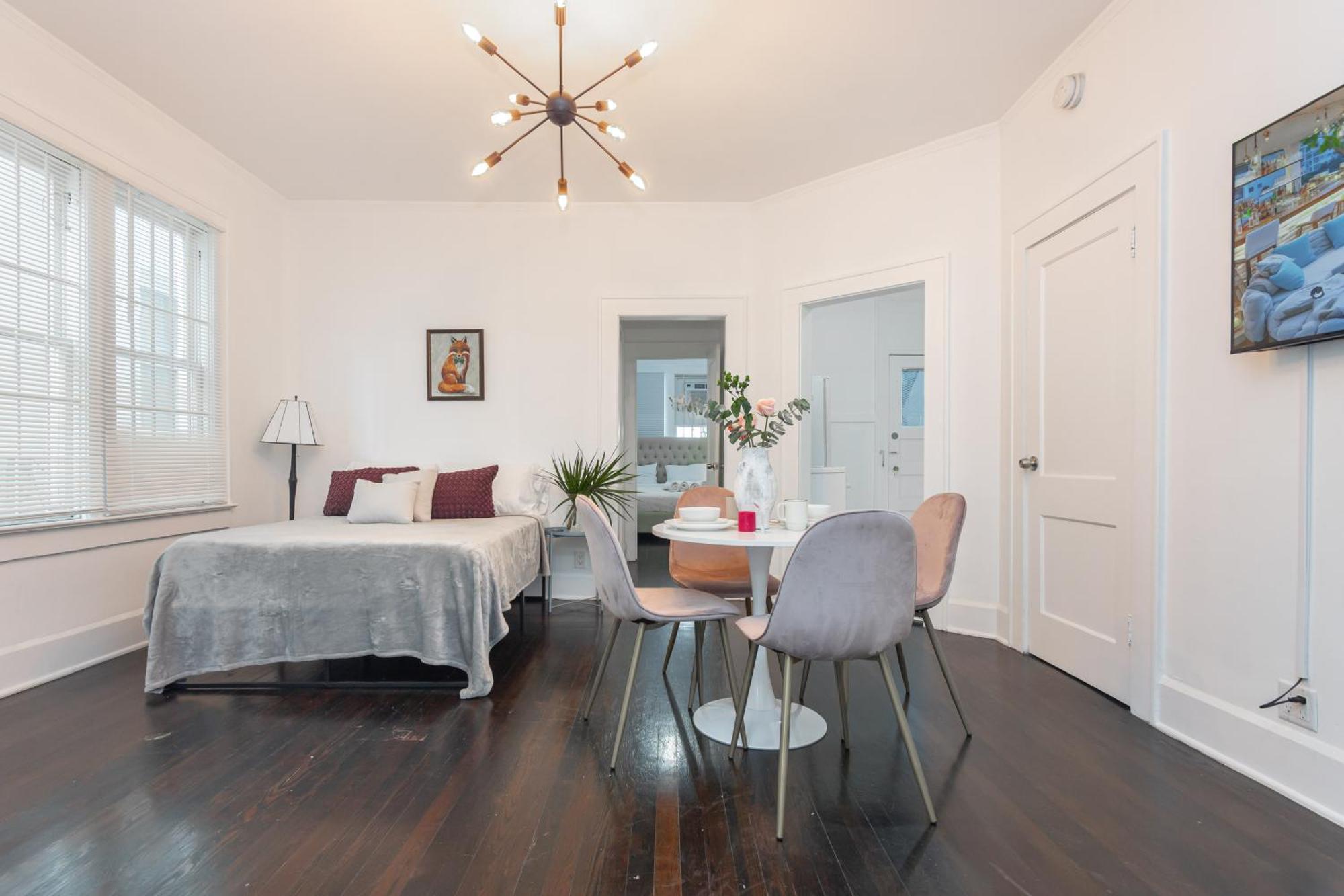 2-bdrm -heart Wynwood & Edgewater- Private Parking Miami