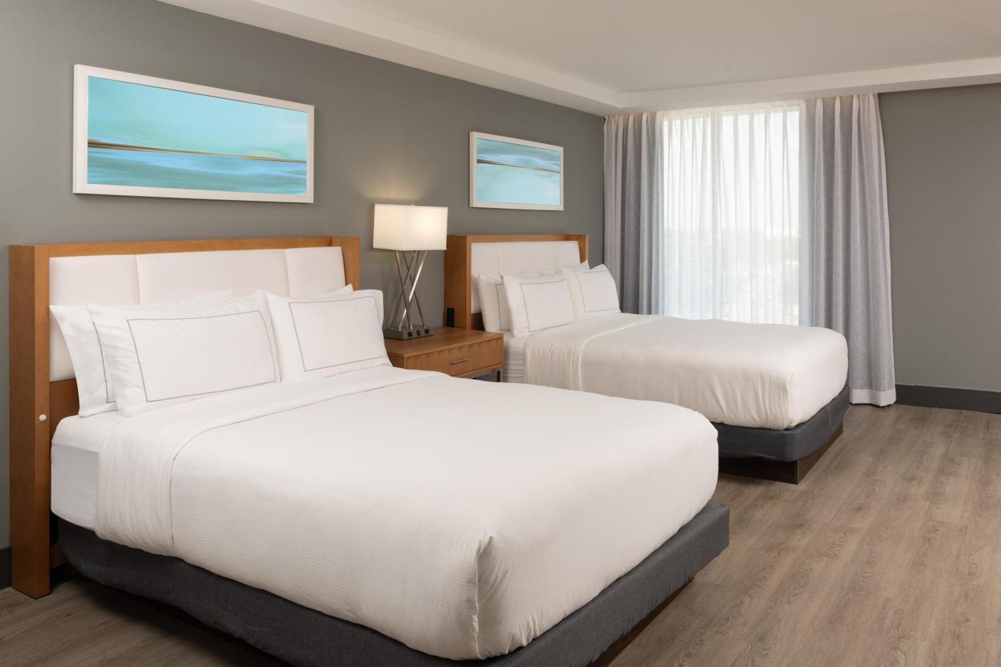 Hotel Doubletree By Hilton North I-95 Miami