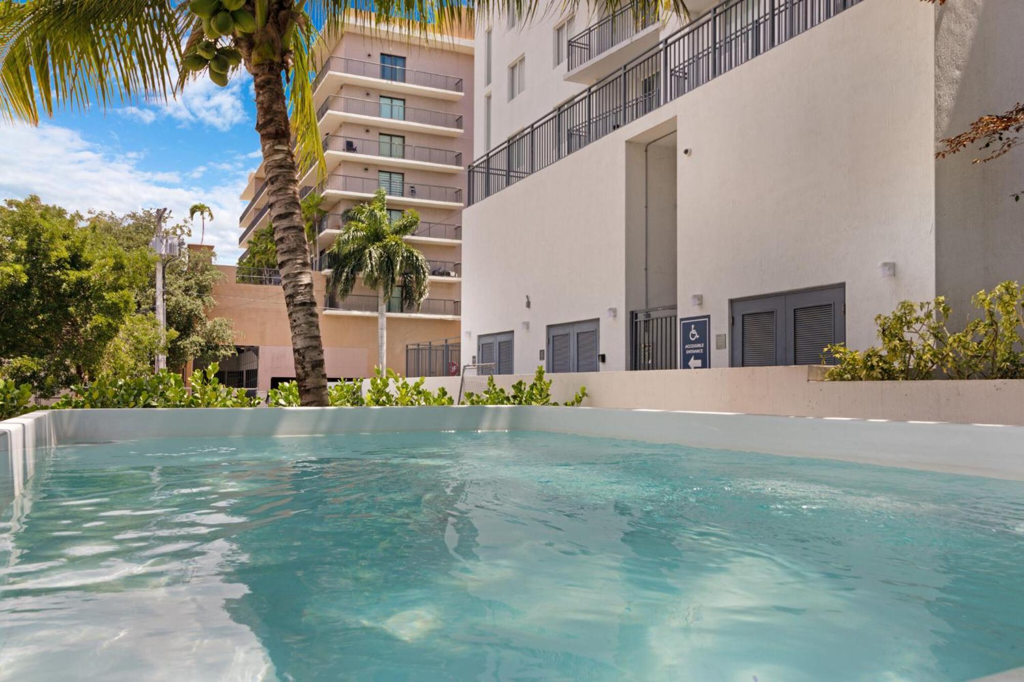 Apartamento Roami At Grove 27 Miami