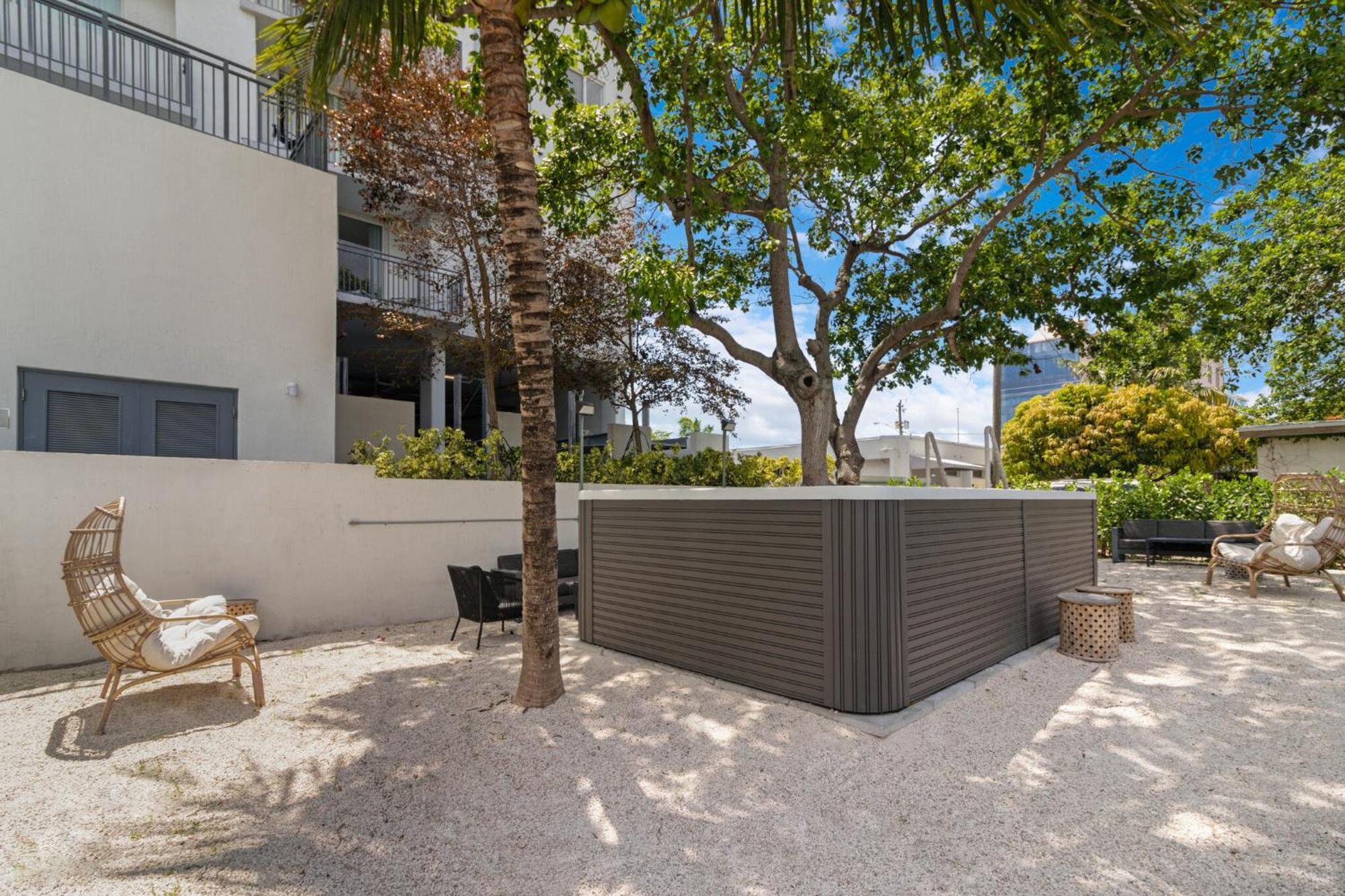 Roami At Grove 27 Apartamento Miami