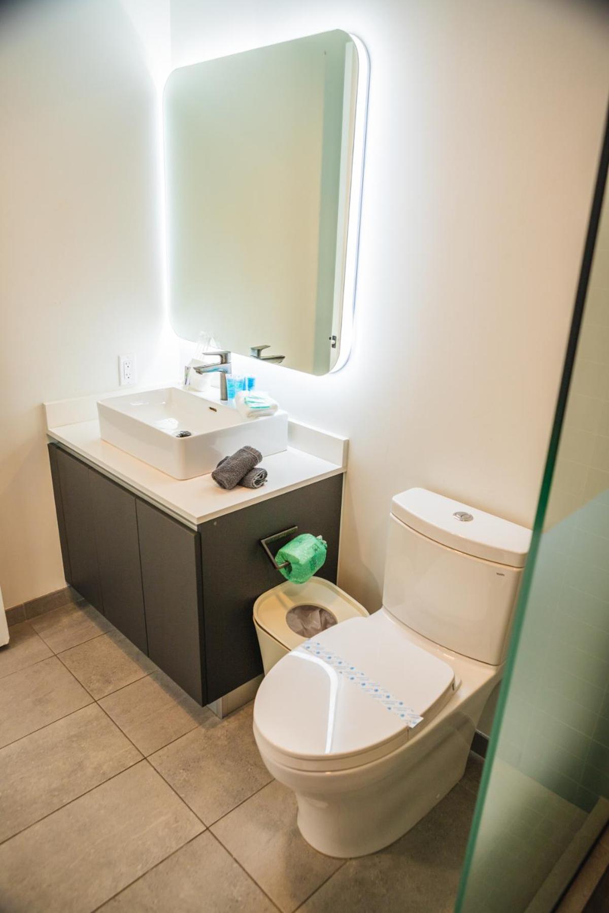Apartment Grand View 1709 *