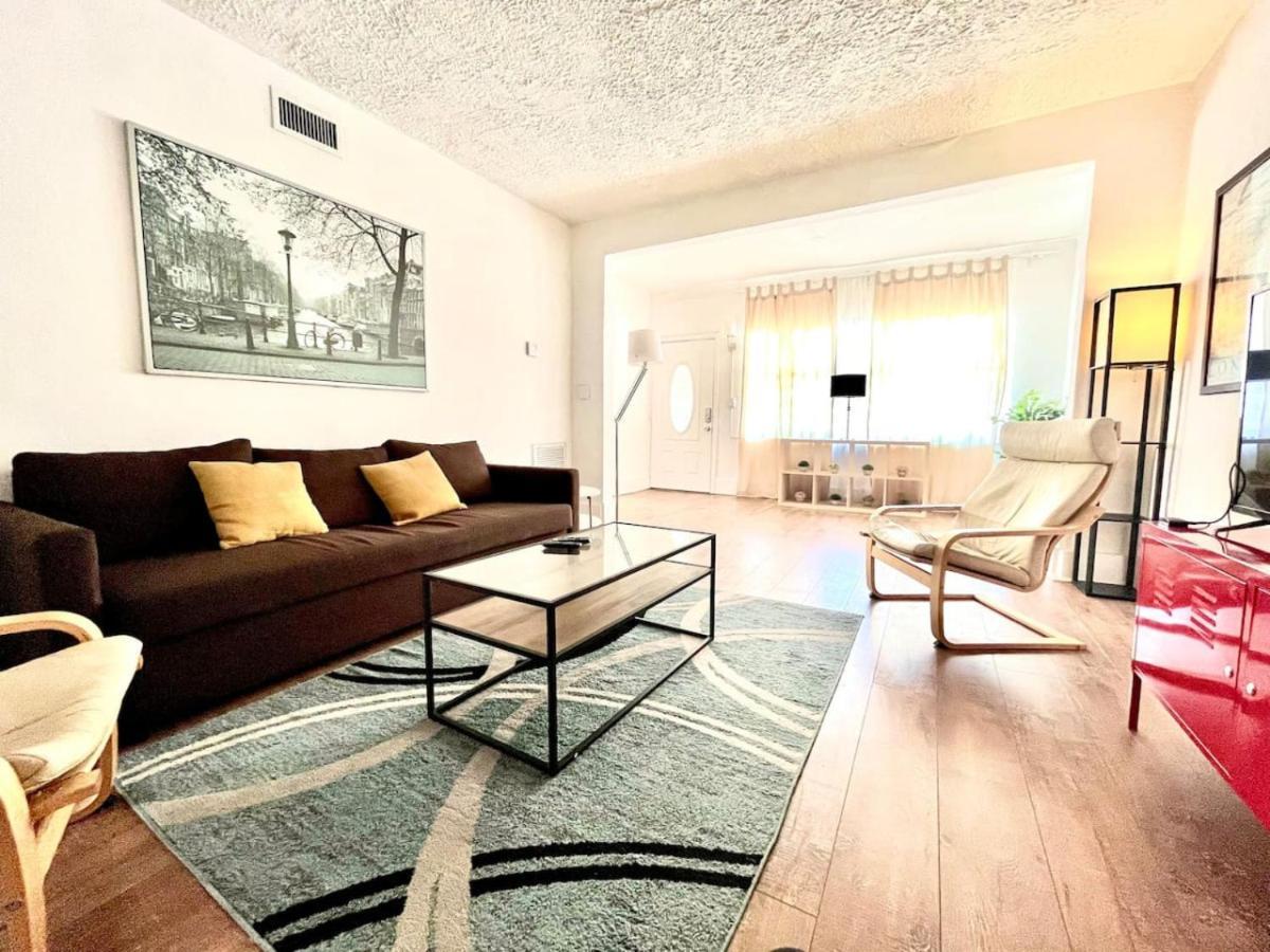 Holiday home 4bed 3bath Coral Gables Area Stunning With Hot Tub