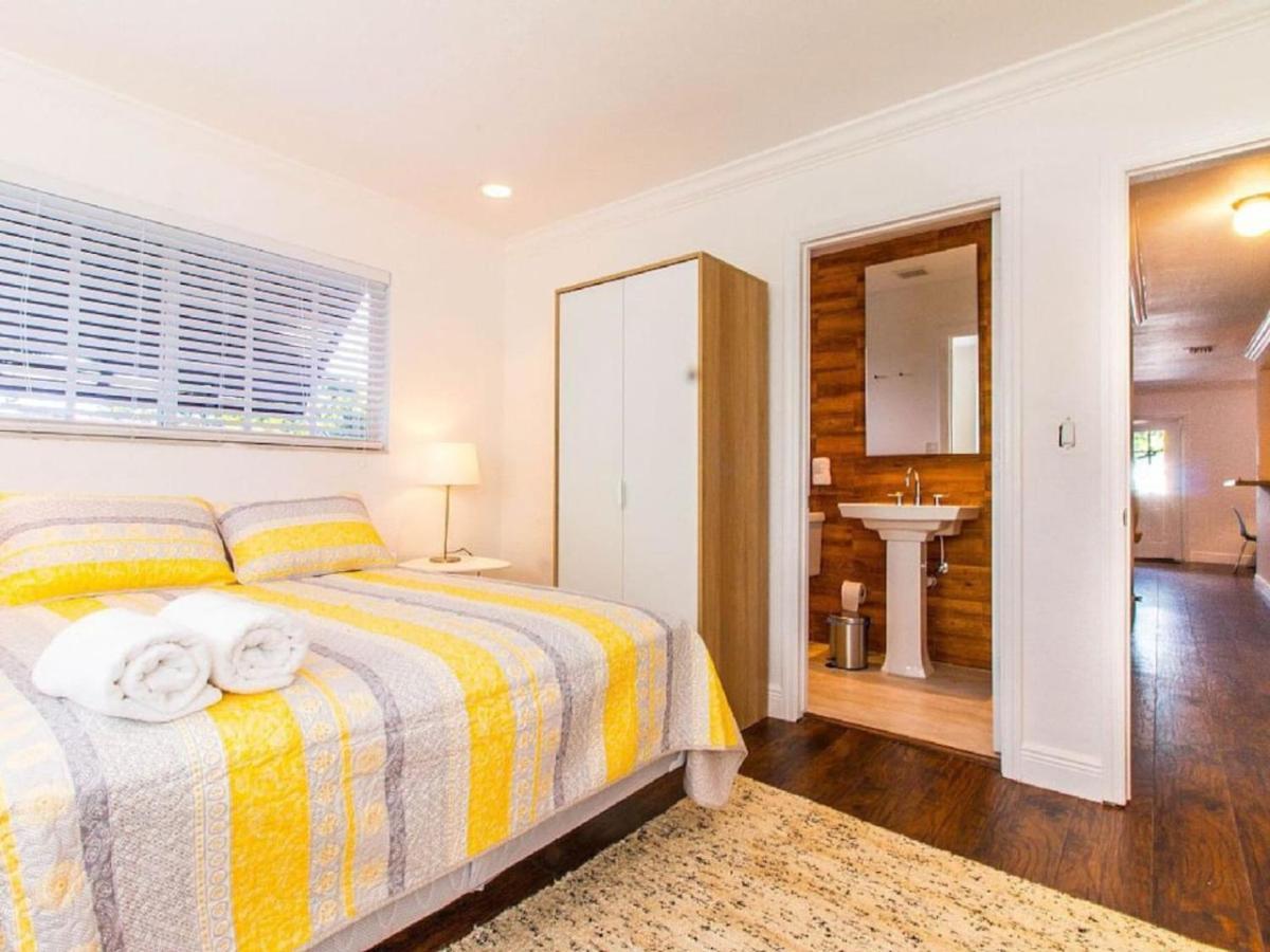 Holiday home 4bed2bath Design District With Huge Patio Bbq *