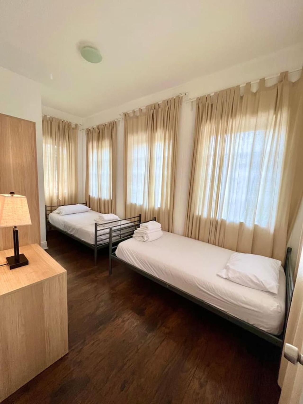 3 Bedroom With Bbq And Patio, Near Brickell Apartment