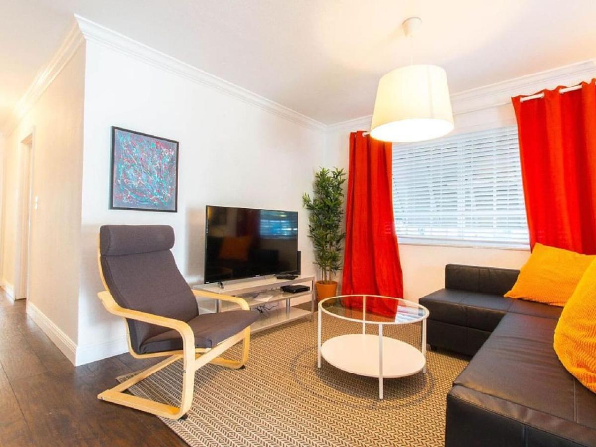 4bed2bath Design District With Huge Patio Bbq Holiday home *