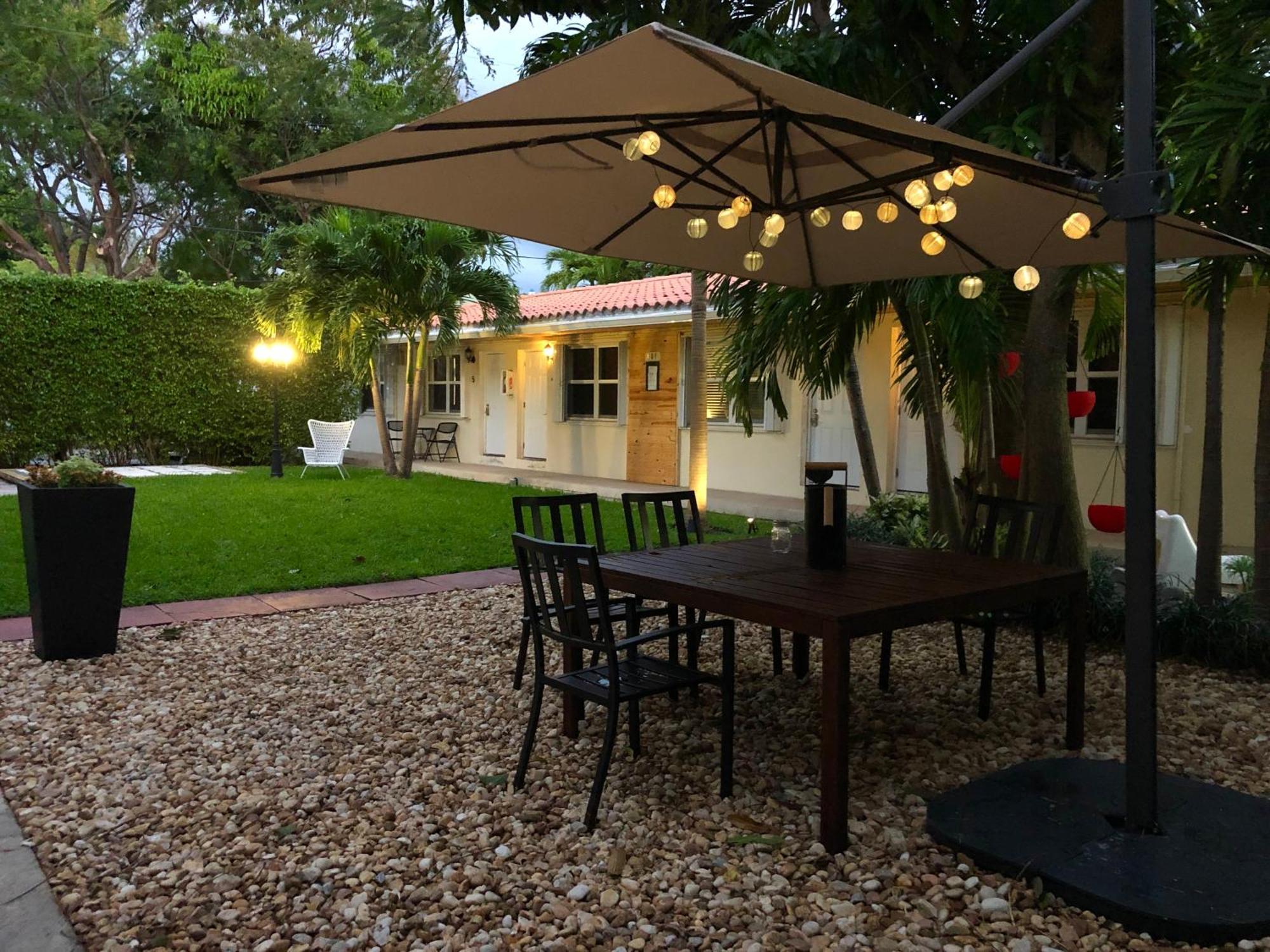 The Oasis Apartment Miami