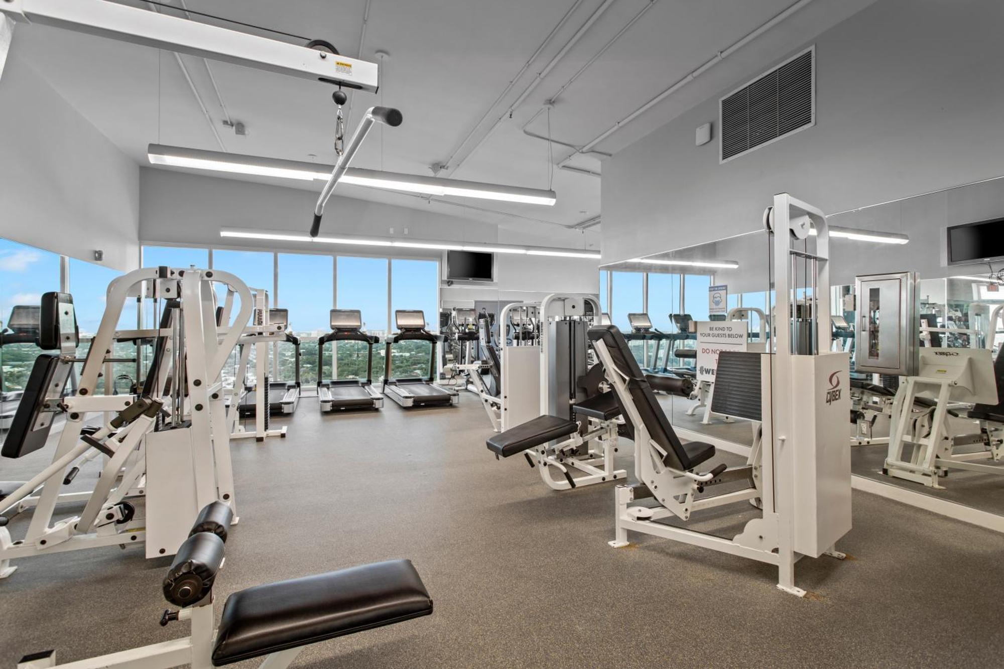 Apartment Private Residences At Arya By Sofla Vacations *