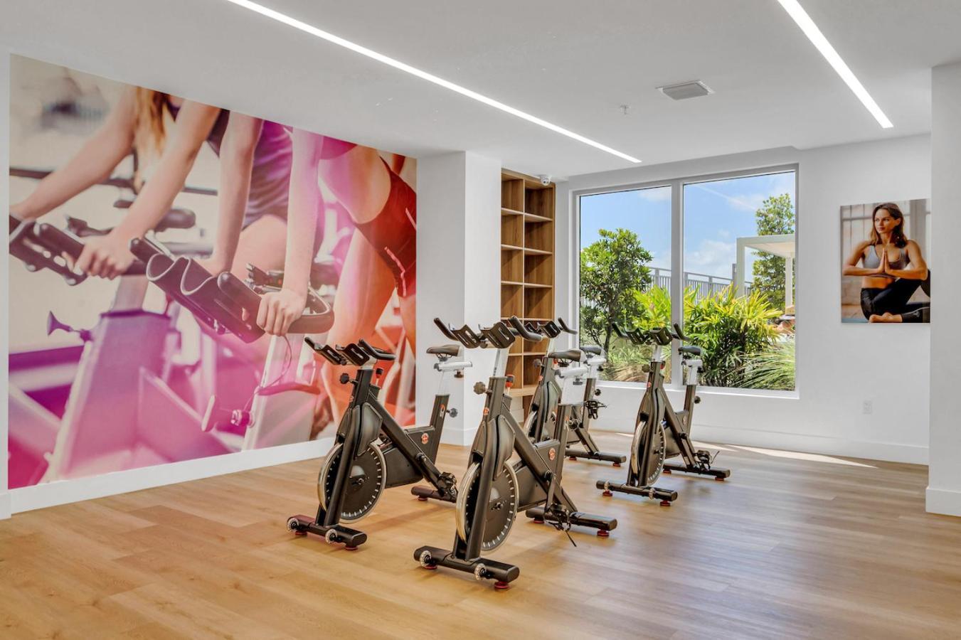 Prime Location 3 Bed Gem Near Brickell With Parking