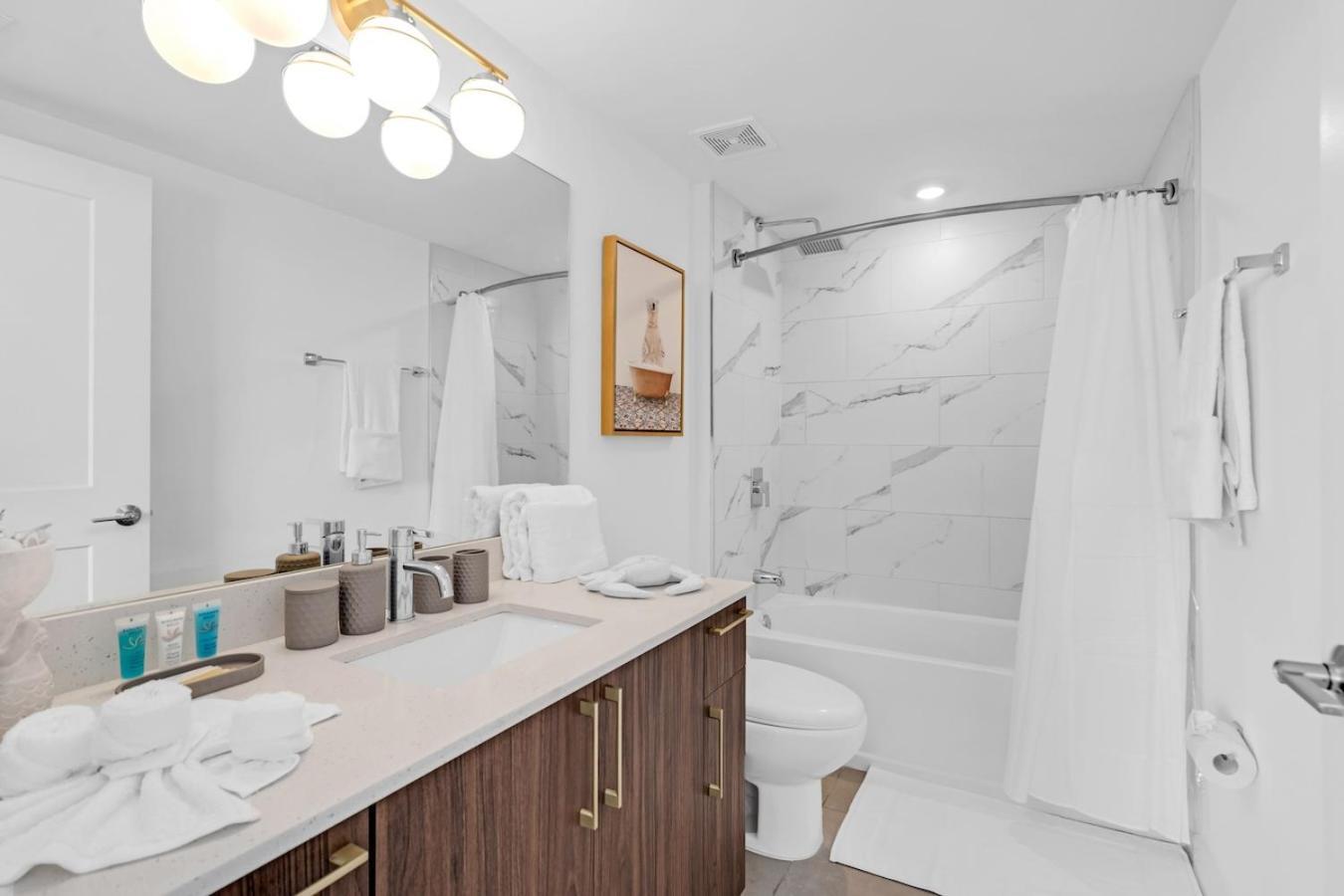 Apartment Prime Location 3 Bed Gem Near Brickell With Parking *