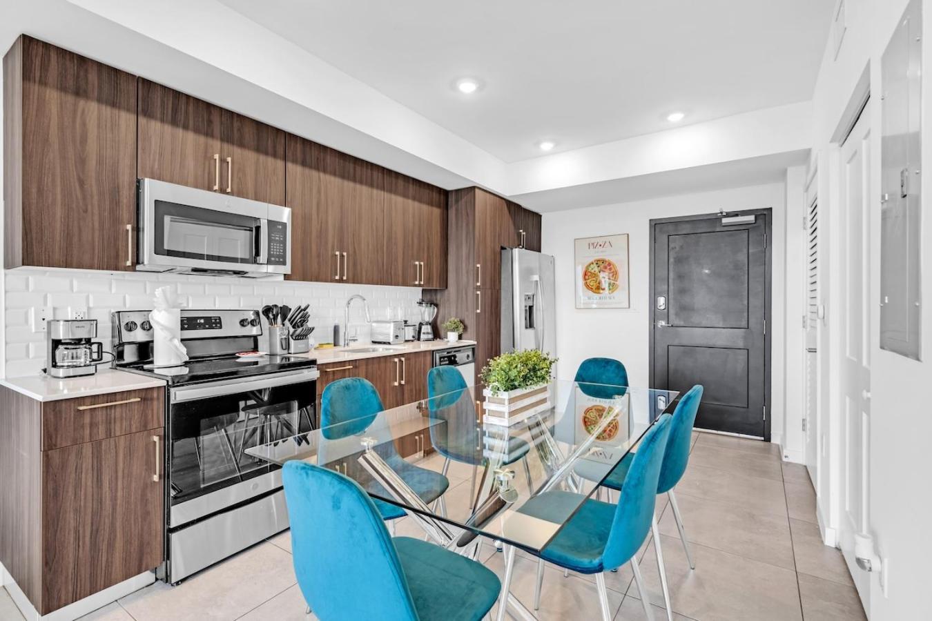 Apartment Prime Location 3 Bed Gem Near Brickell With Parking