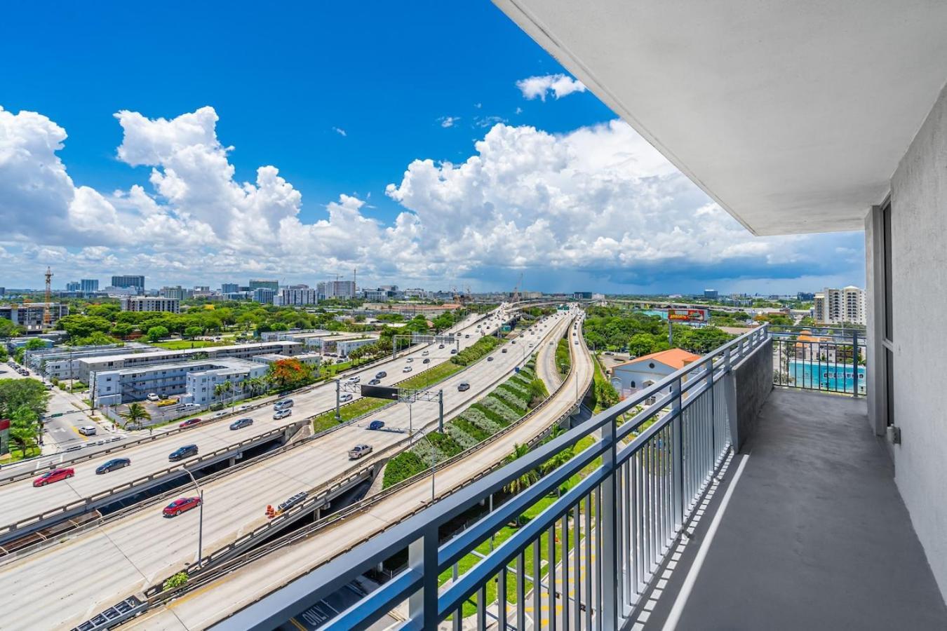 Apartment Prime Location 3 Bed Gem Near Brickell With Parking