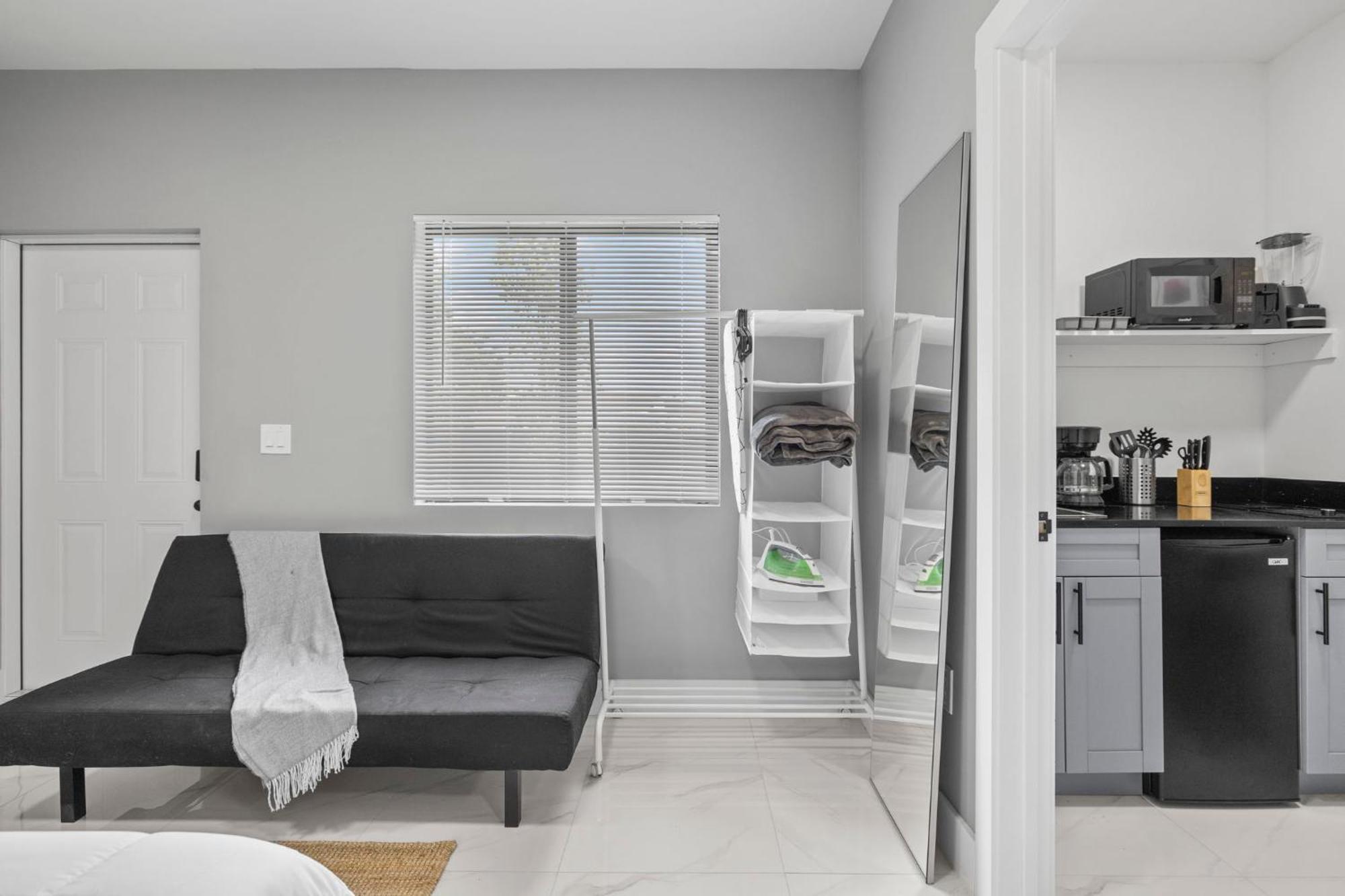 Charming 5 Minutes From Wynwood *