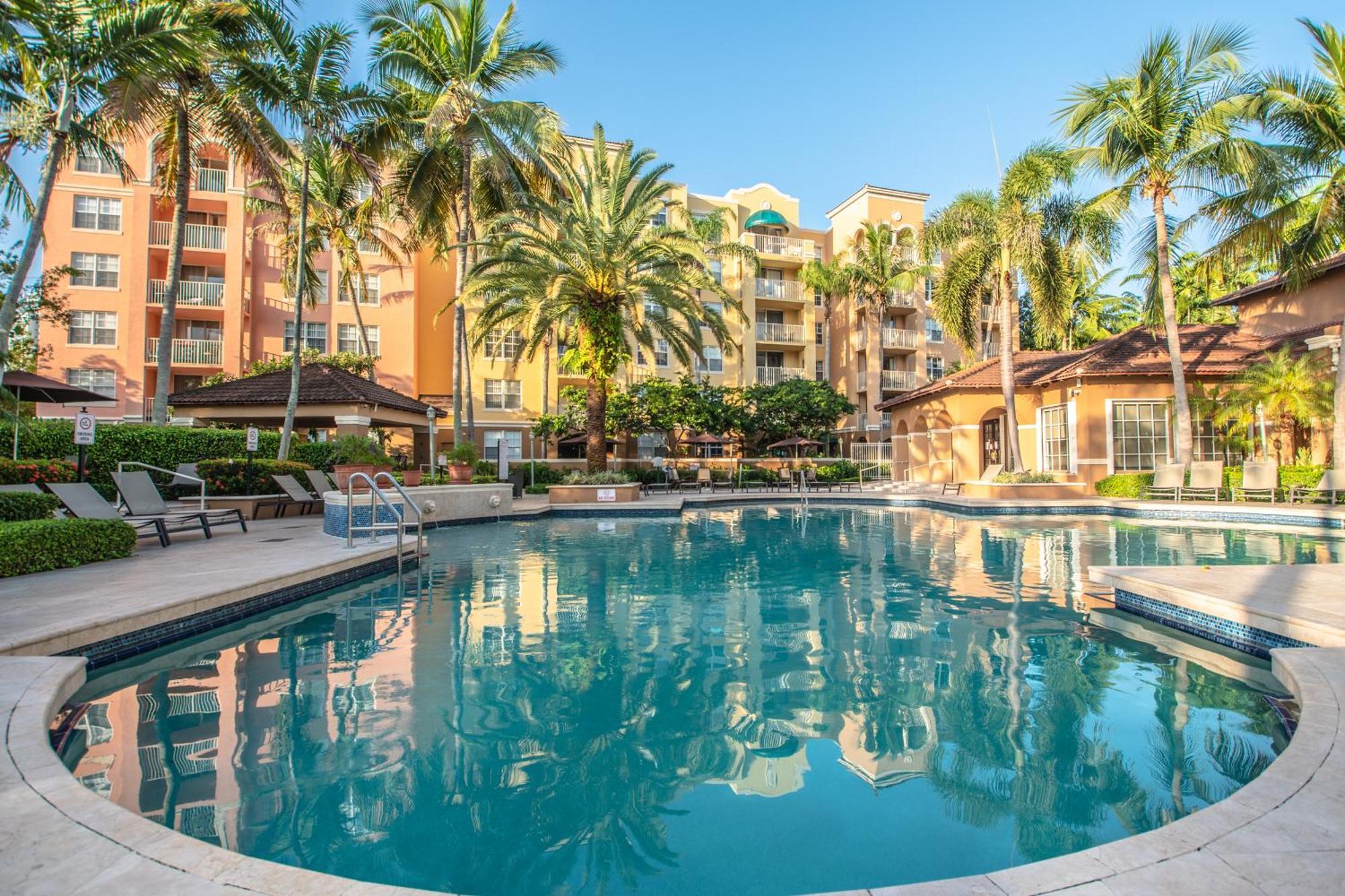 Renovated Cozy The Yacht Club At Aventura Parking Included *