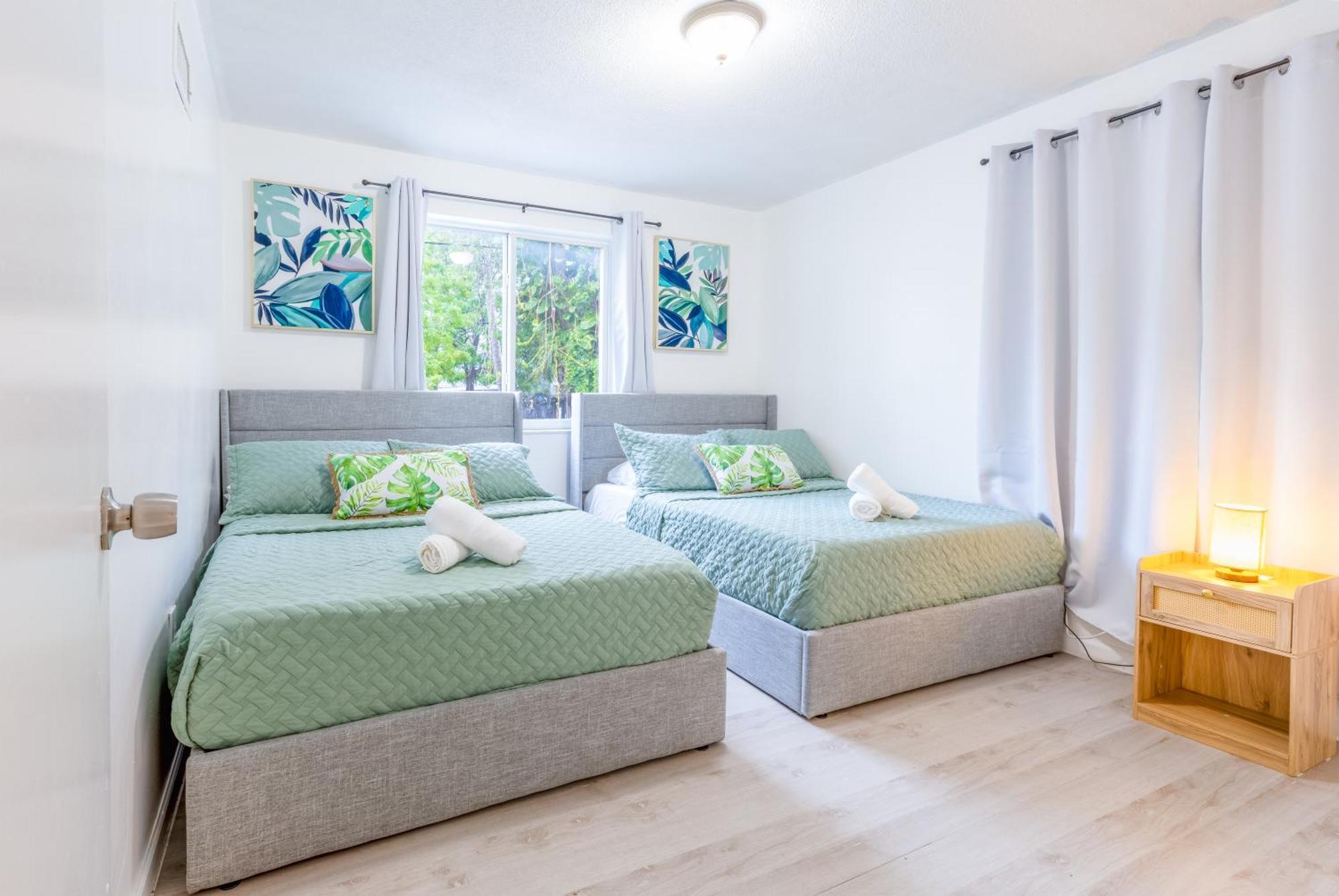 Urban Eleganceking Bed Free Parking Apartment