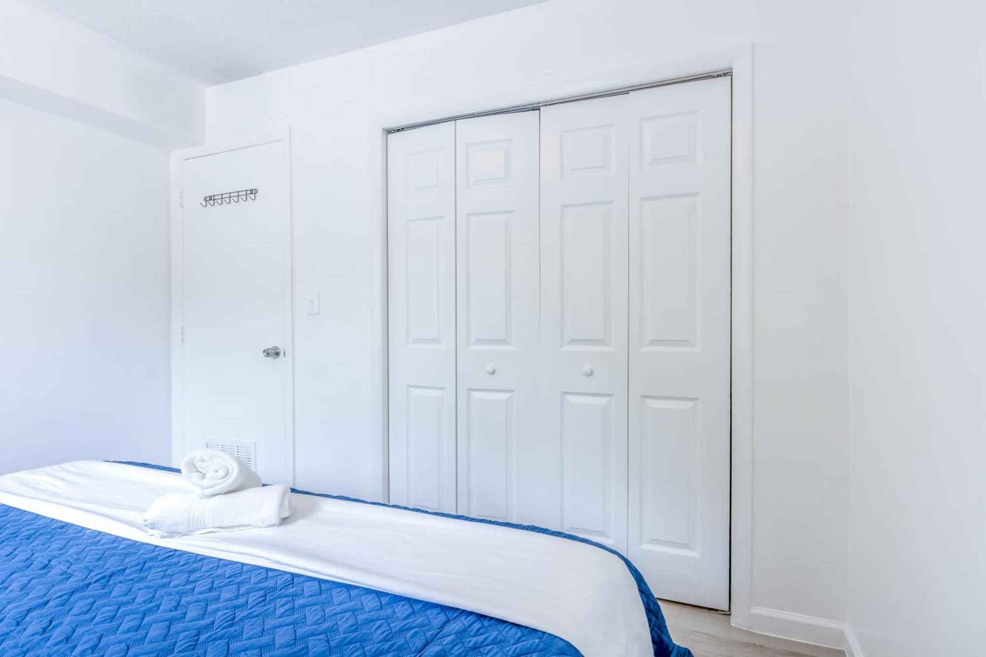 Urban Eleganceking Bed Free Parking Apartment