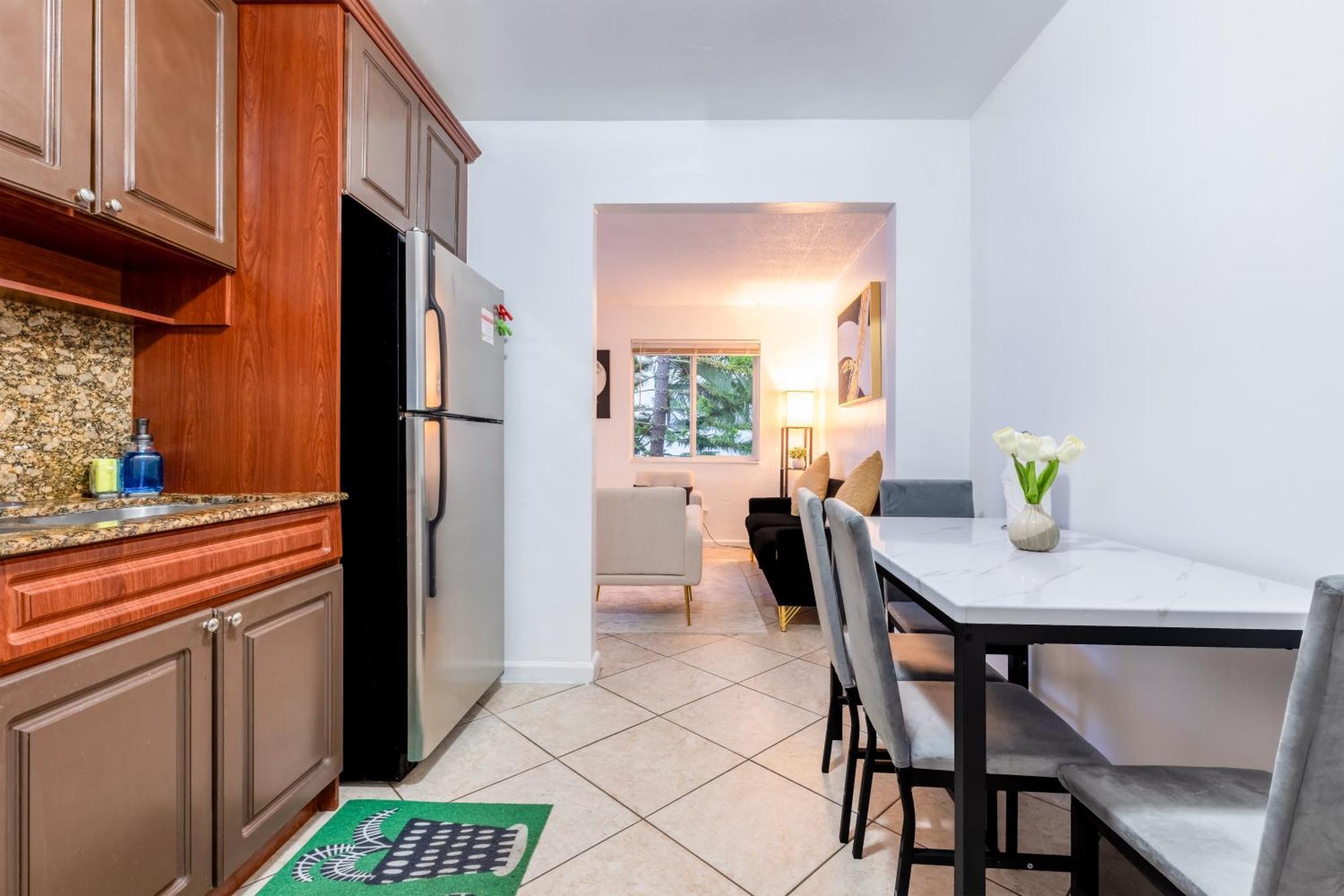 Perfect Retreat Skyline & Garden * Miami