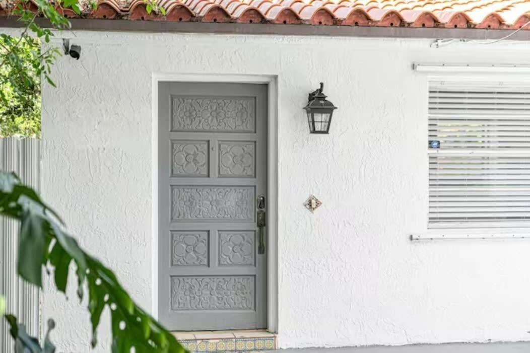 Spacious 2-2 In Heart Of Calle 8 - Family