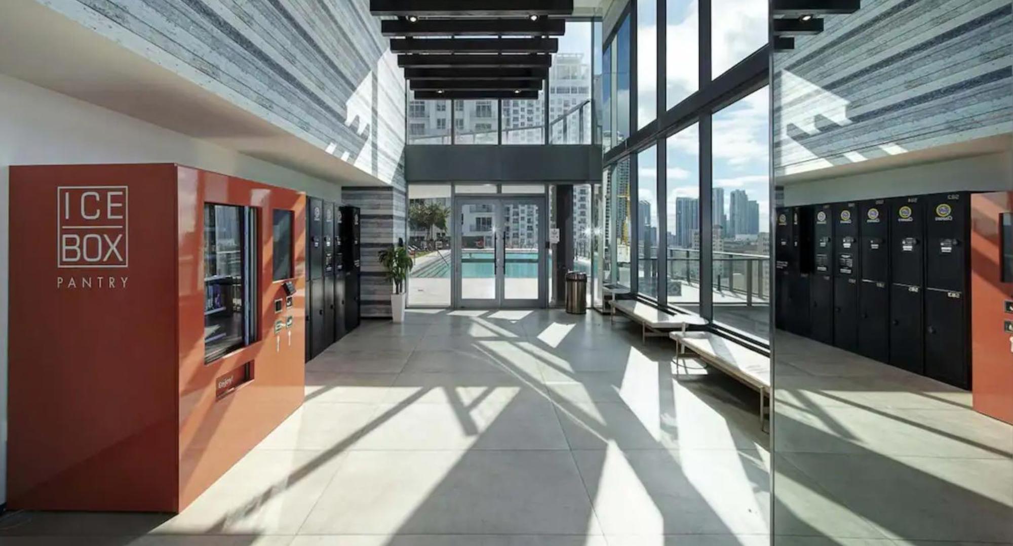 Modern & Chic Downtown One Block From Bayside Marketplace - Free Parking Miami