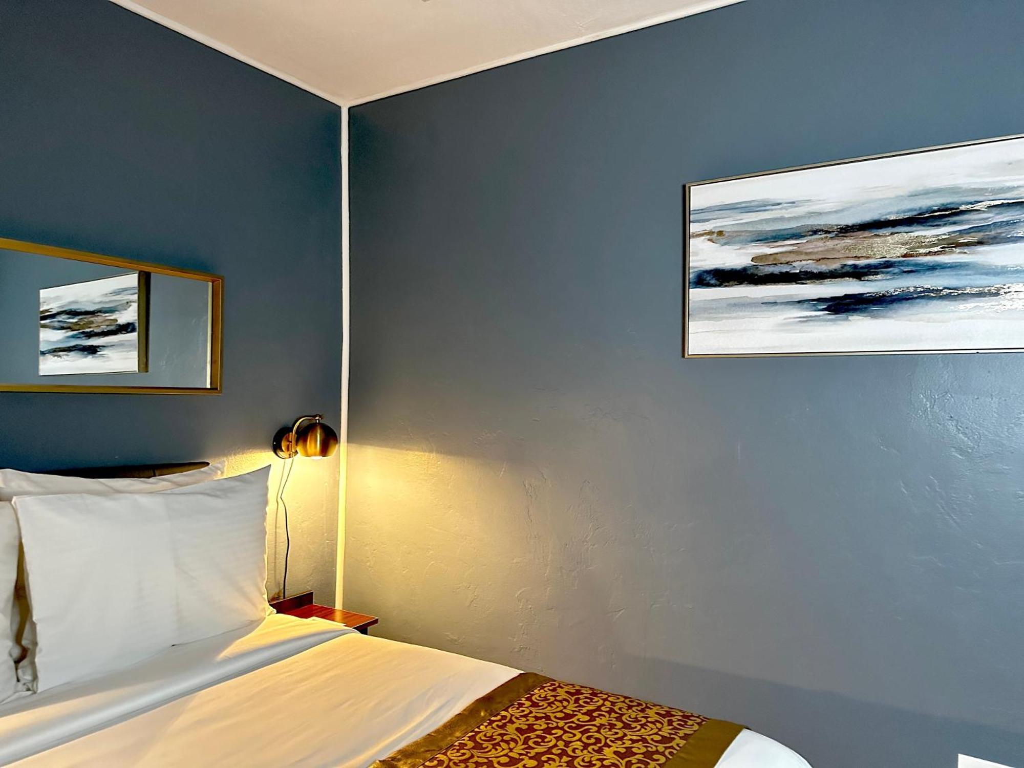Tb Hotel 3*