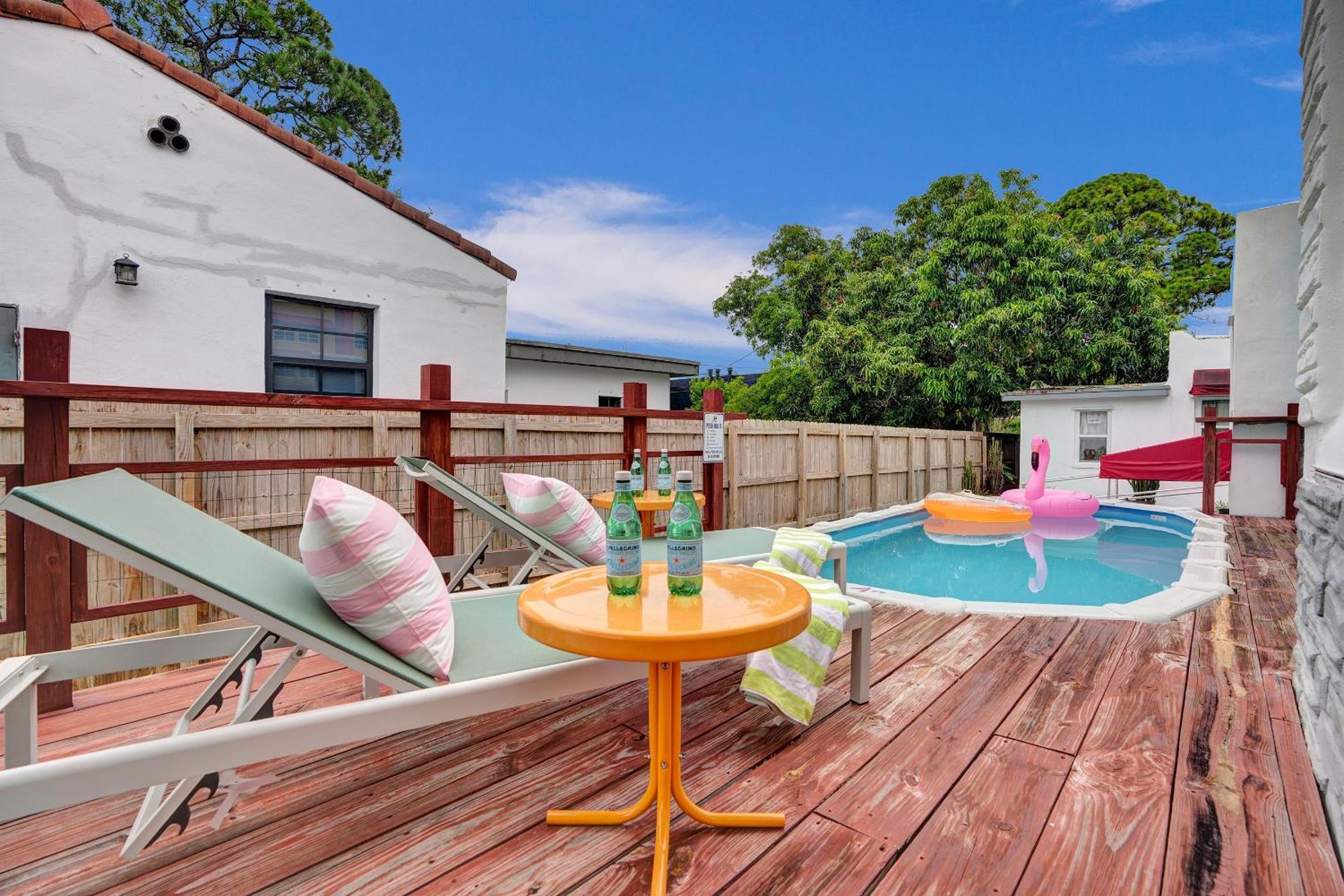 Holiday home 5 Mins Brickell - Pool & Billiards - Retro *