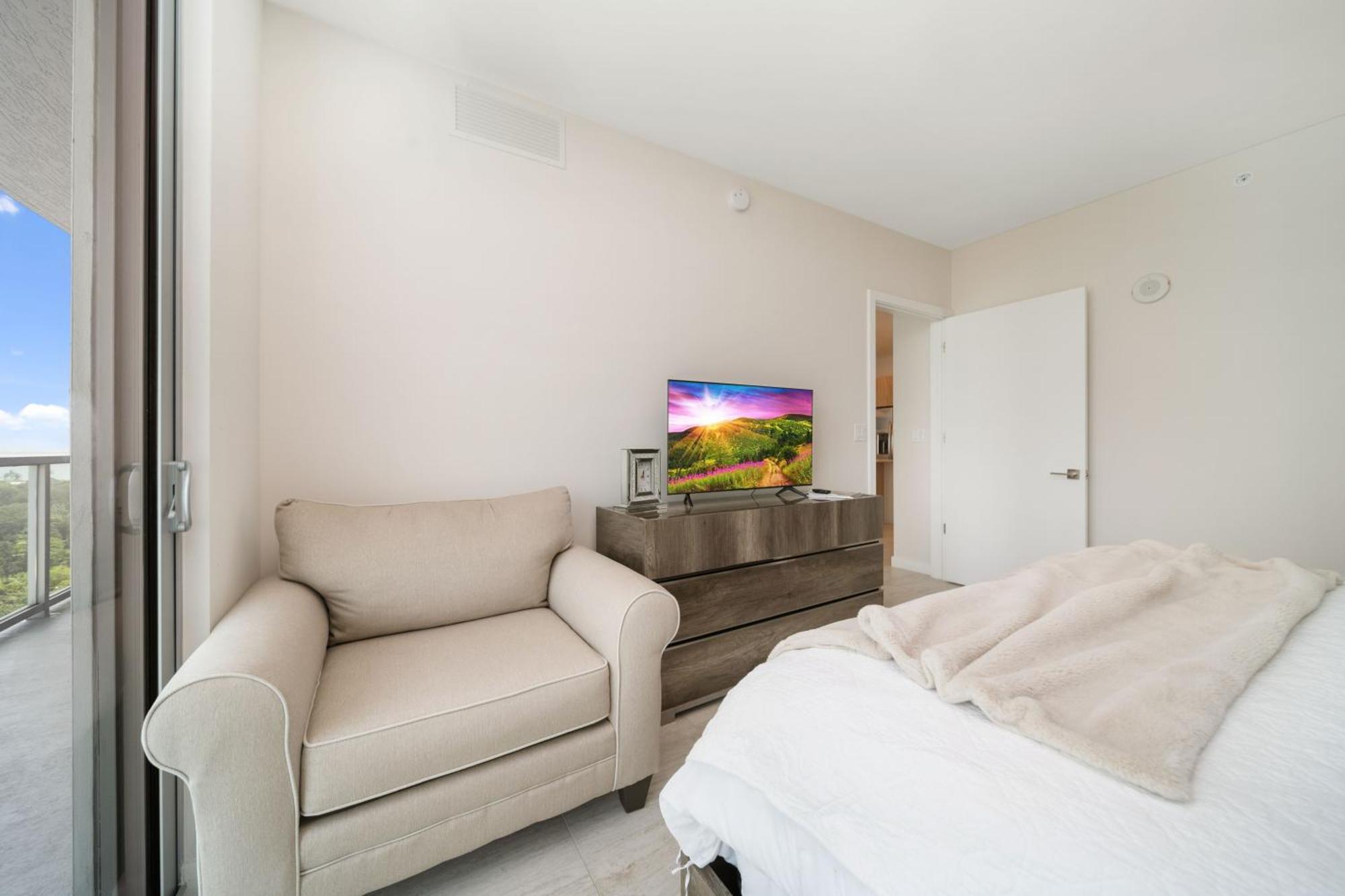 Quadro Residences By Ionica * Miami