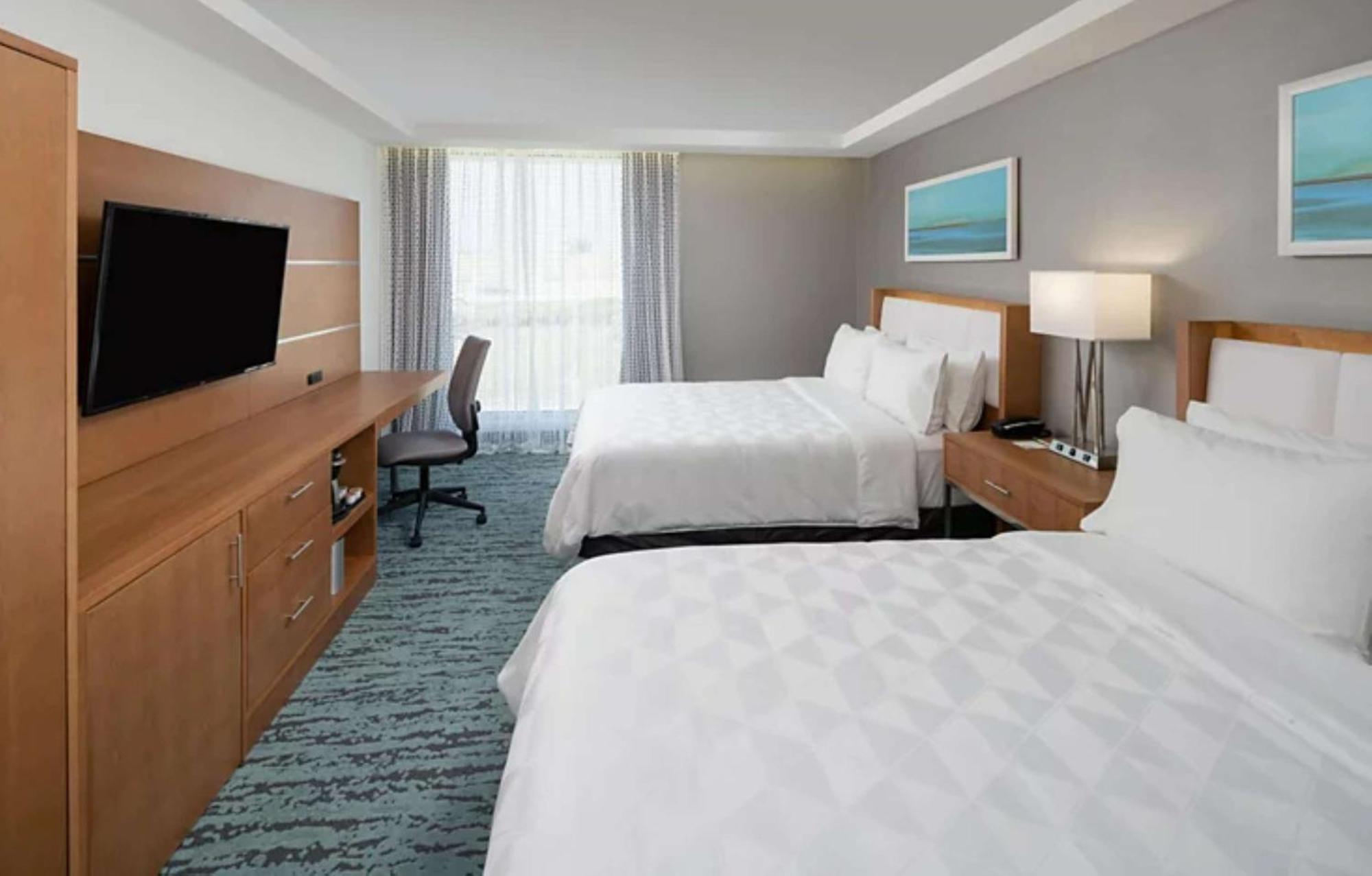 Hotel Doubletree By Hilton North I-95 Miami