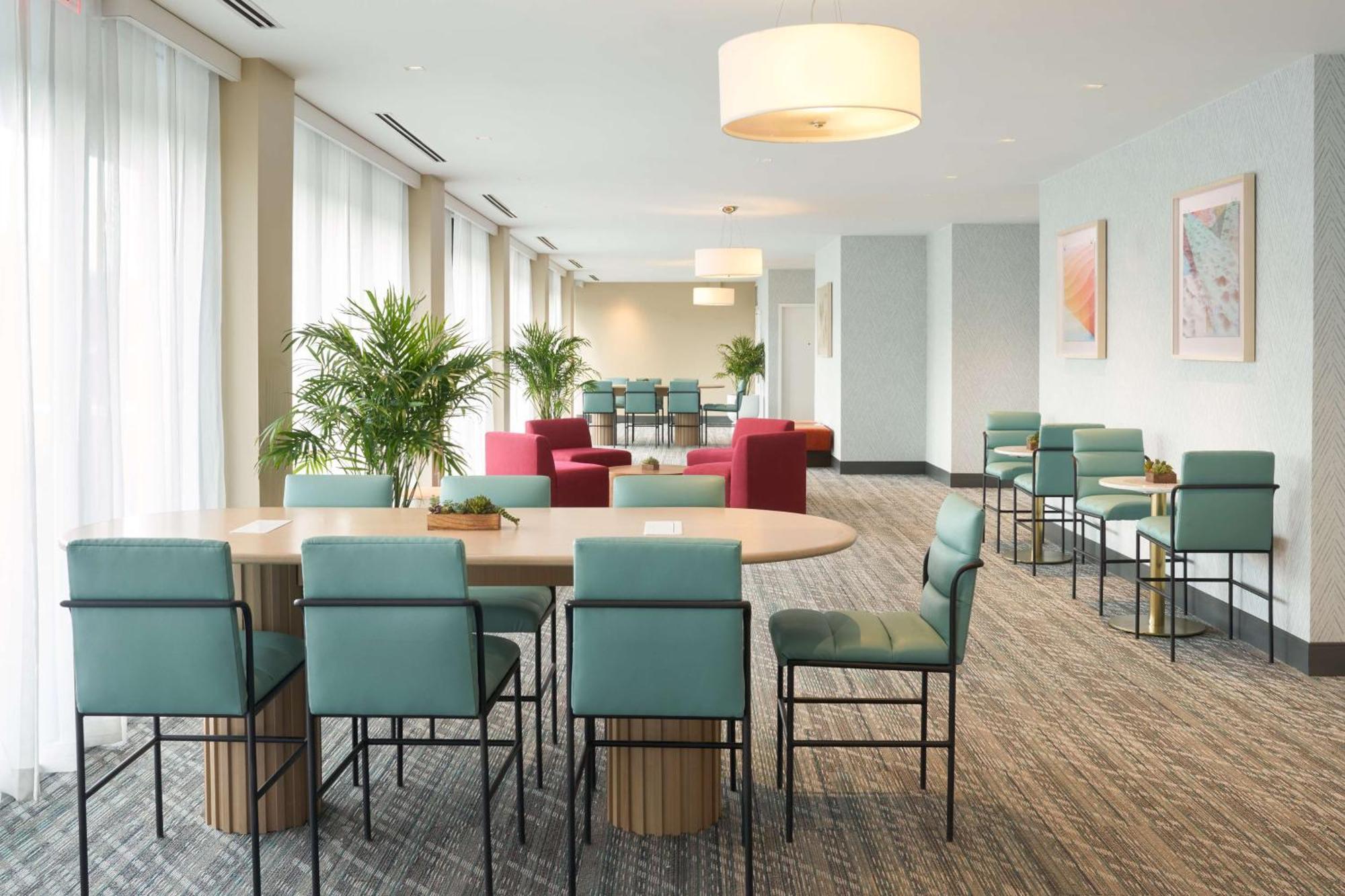 Doubletree By Hilton North I-95 4*