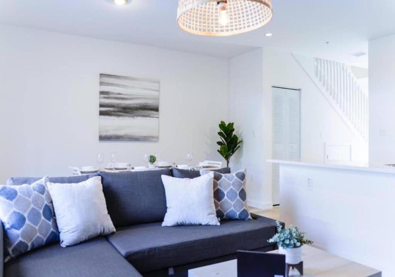 Modern Townhouse 18 Min From The Beach & Aventura - Th1 Casa de férias