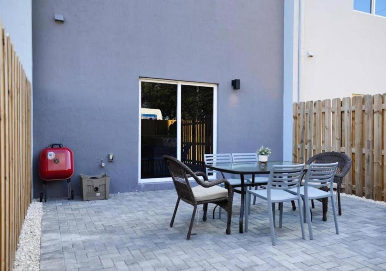 Casa de férias Modern Townhouse 18 Min From The Beach & Aventura - Th1 Miami