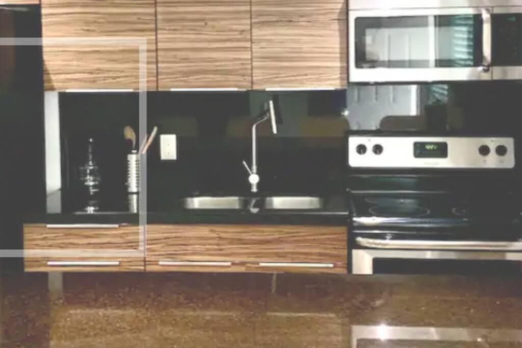 Groveo5 10 Minutes From Apartamento *