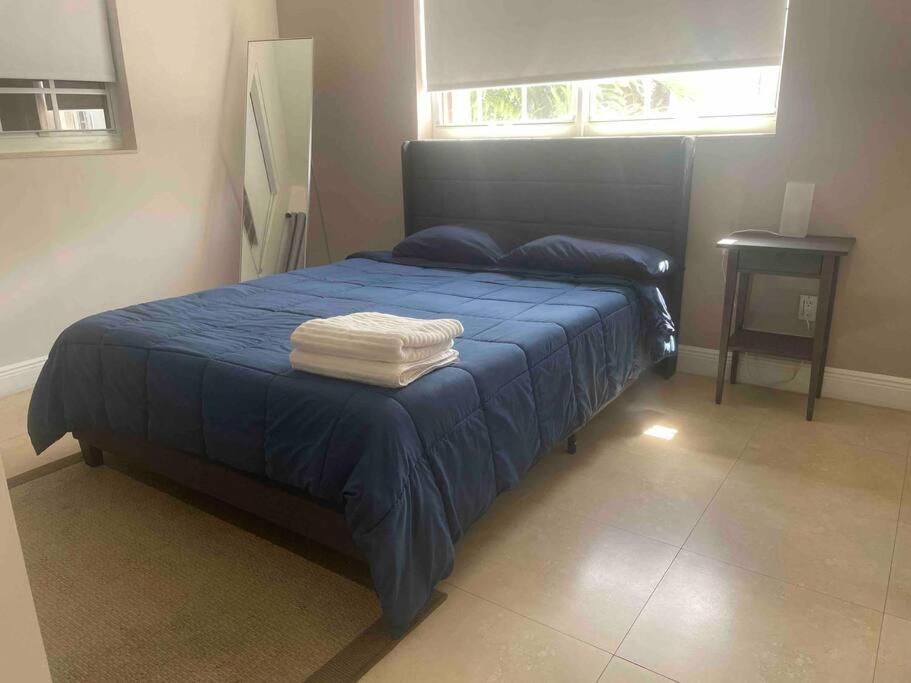 Gorgeous 3 Bedroom With Pool Centrally Located Holiday home *