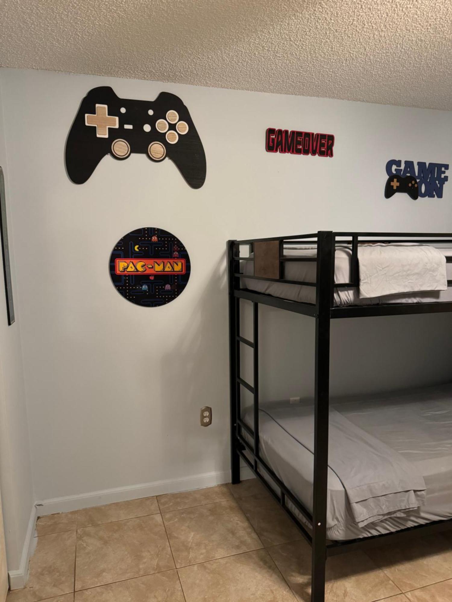 Hostel Beds & Sheets Downtown *