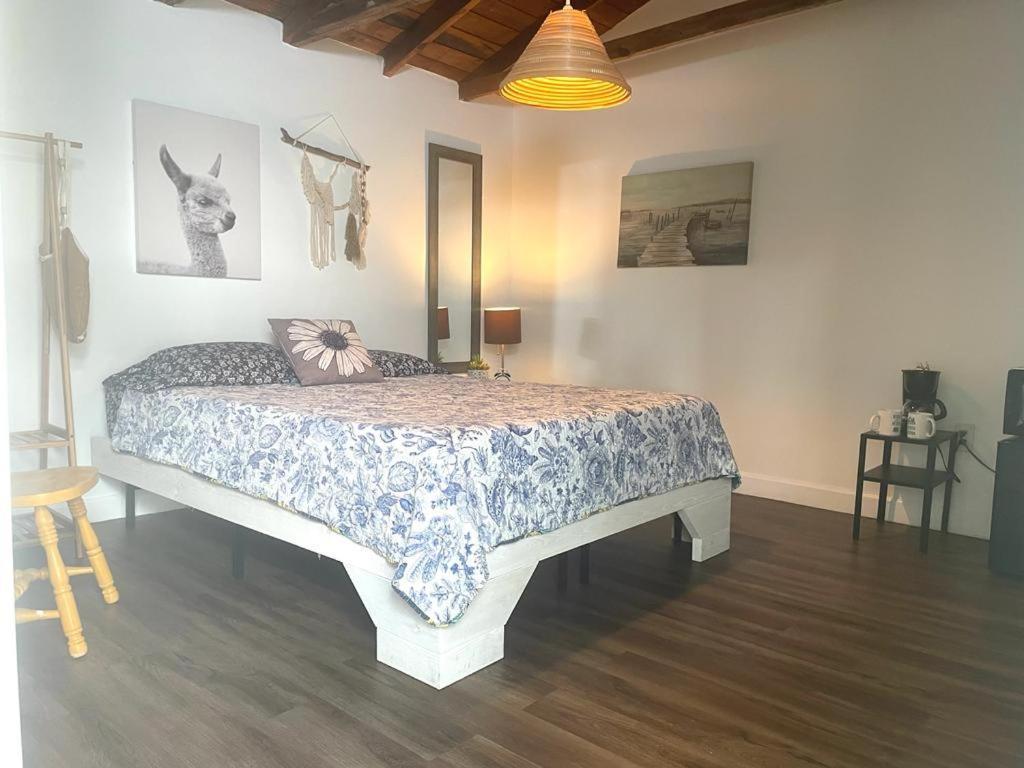 Private Steps From Calle 8 * Miami