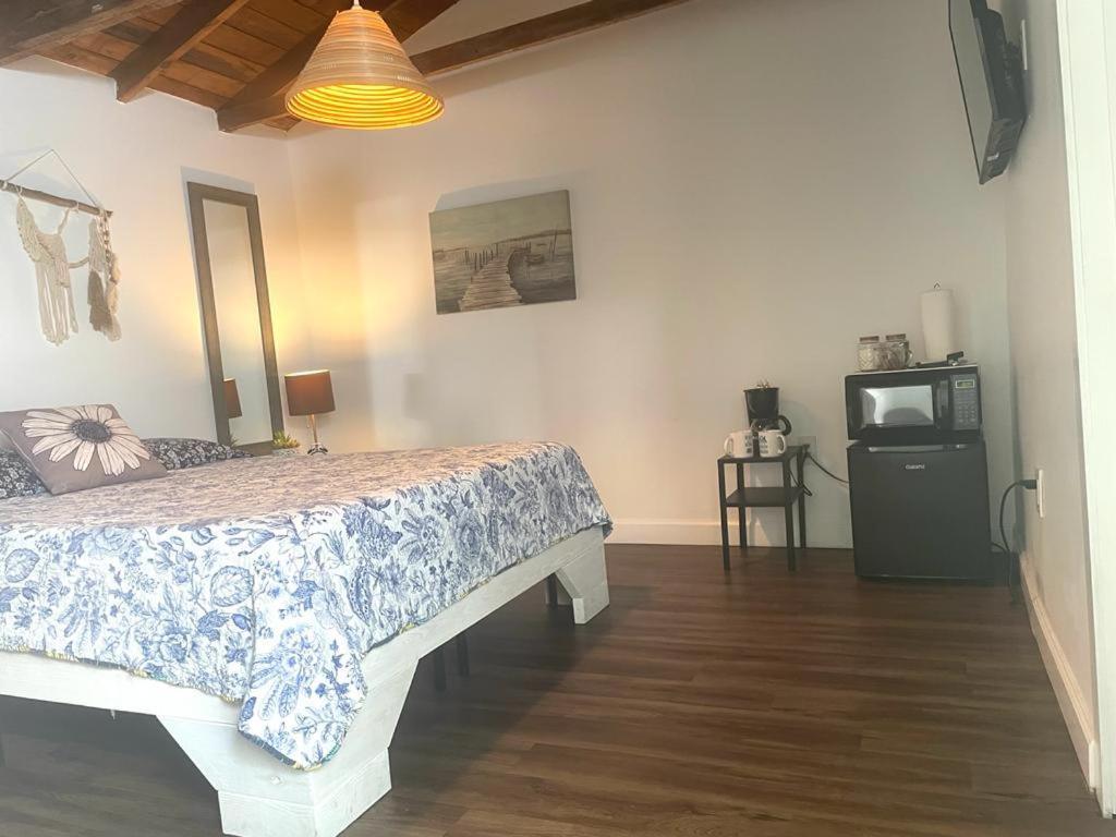 Apartment Private Steps From Calle 8