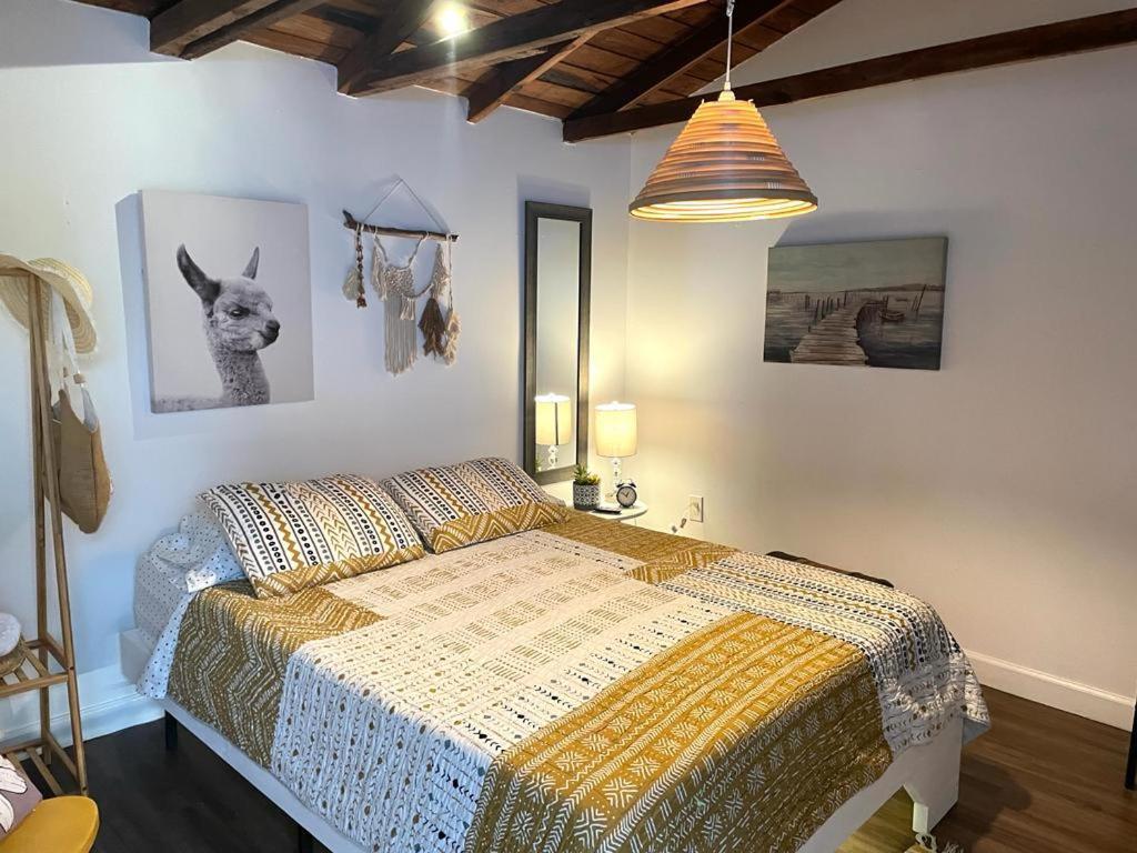 Private Steps From Calle 8 * Miami