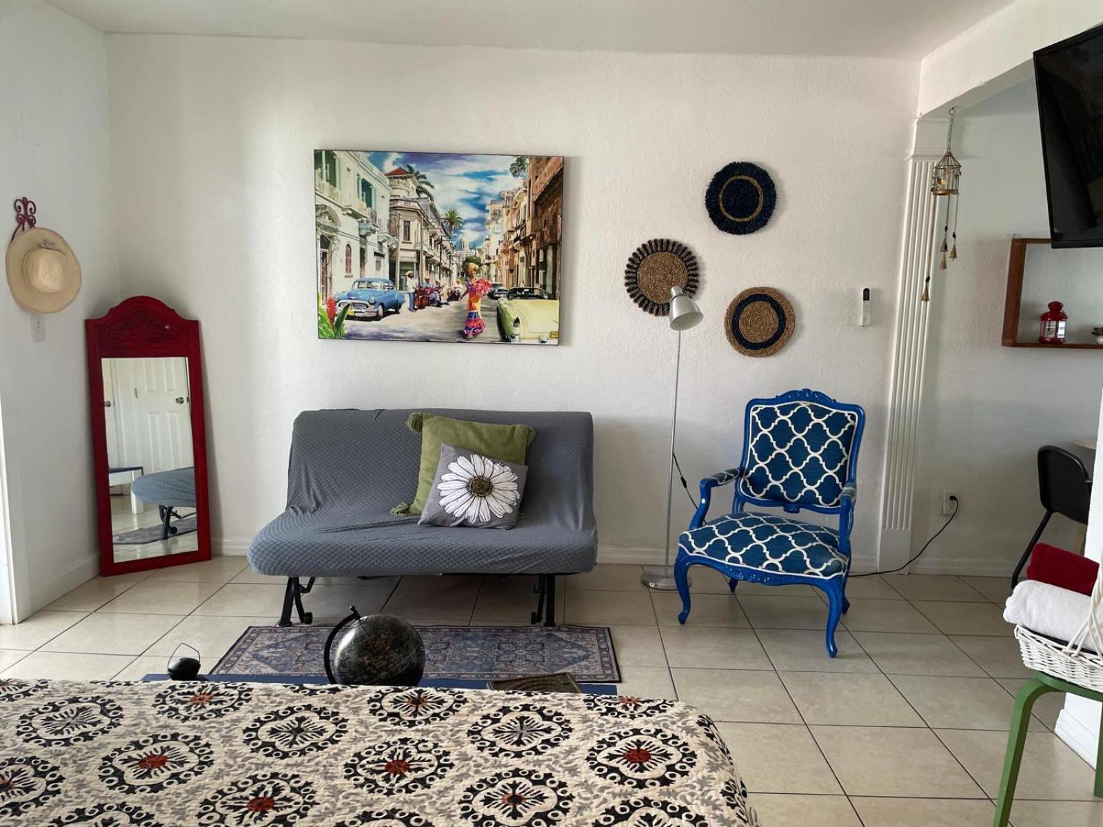 Cozy Near Coconut Grove - 7c Apartment *