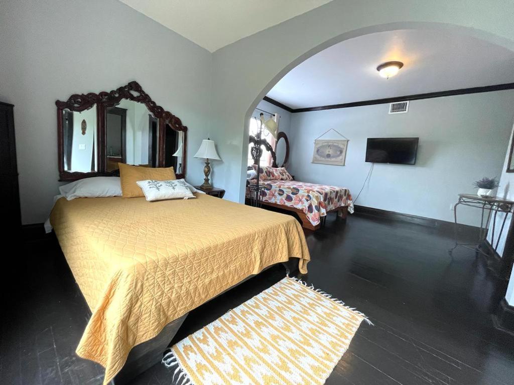Heavenly In Little Havana Free Parking Homestay *