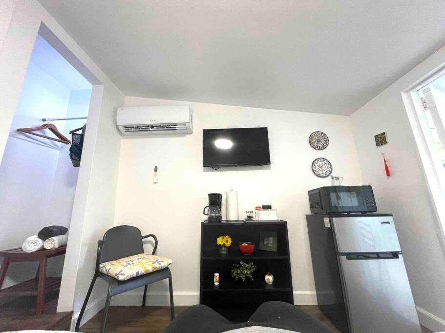 Apartment Independent In Little Havana Miami