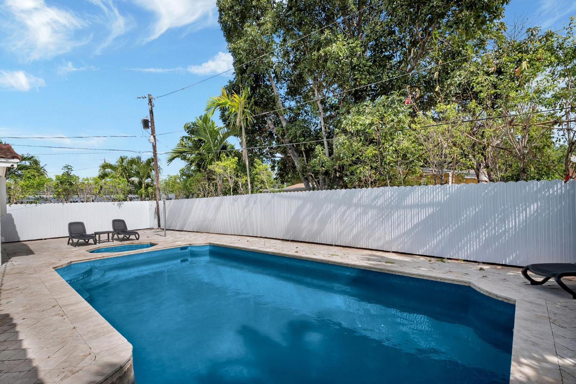 Gated Blanca 5br 3ba With Heated Pool & Bbq Apartment