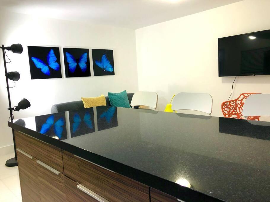 Apartment Groveo6 10 Minutes From The Miami