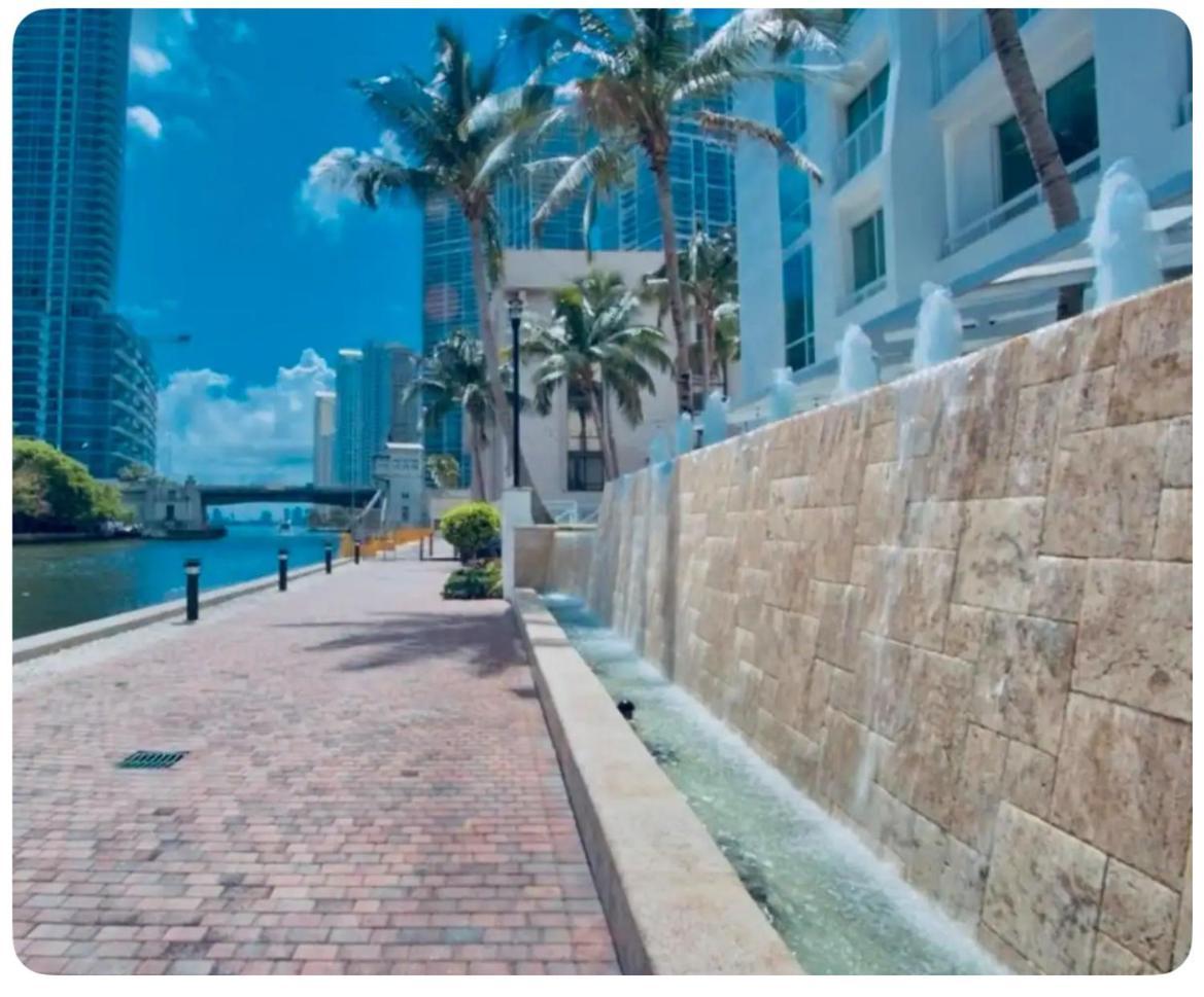 2 Story Loft Downtown Apartamento Miami