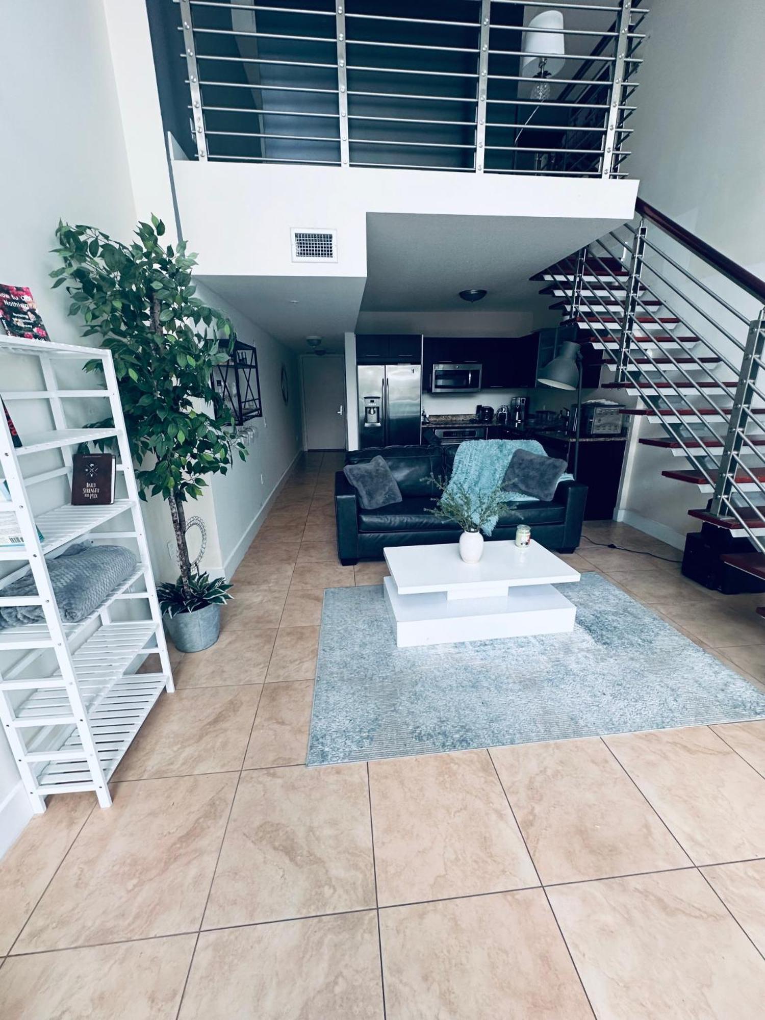 2 Story Loft Downtown Apartamento Miami