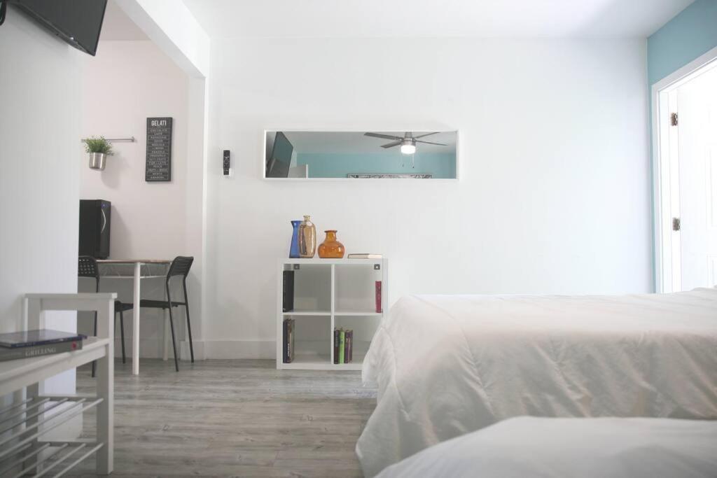 Apartment B02 5 Min From Midtown Wynwood