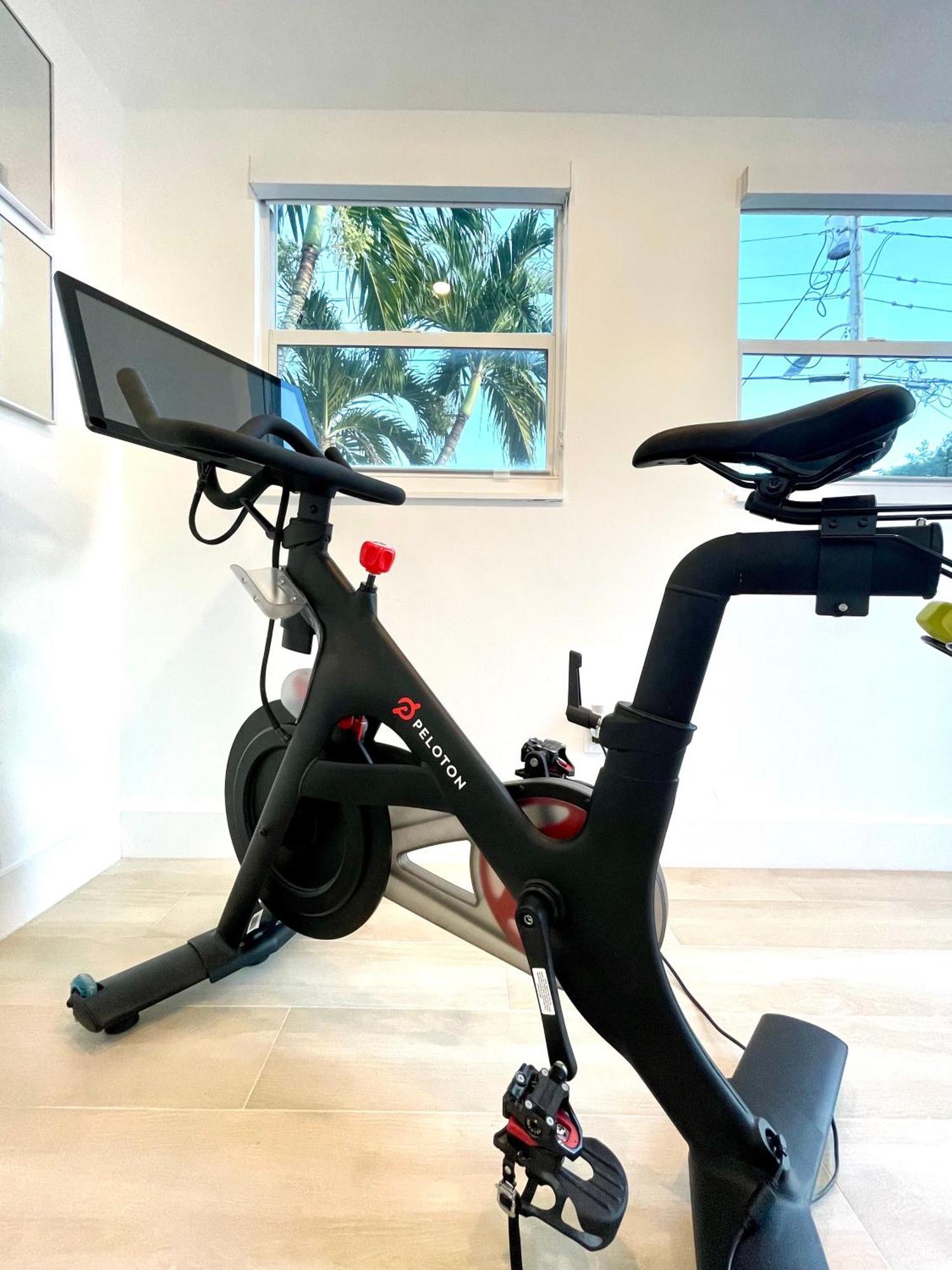 Casamia Only 10 Min To Wynwood With New Pool, Bikes, Parking And Privacy Holiday home