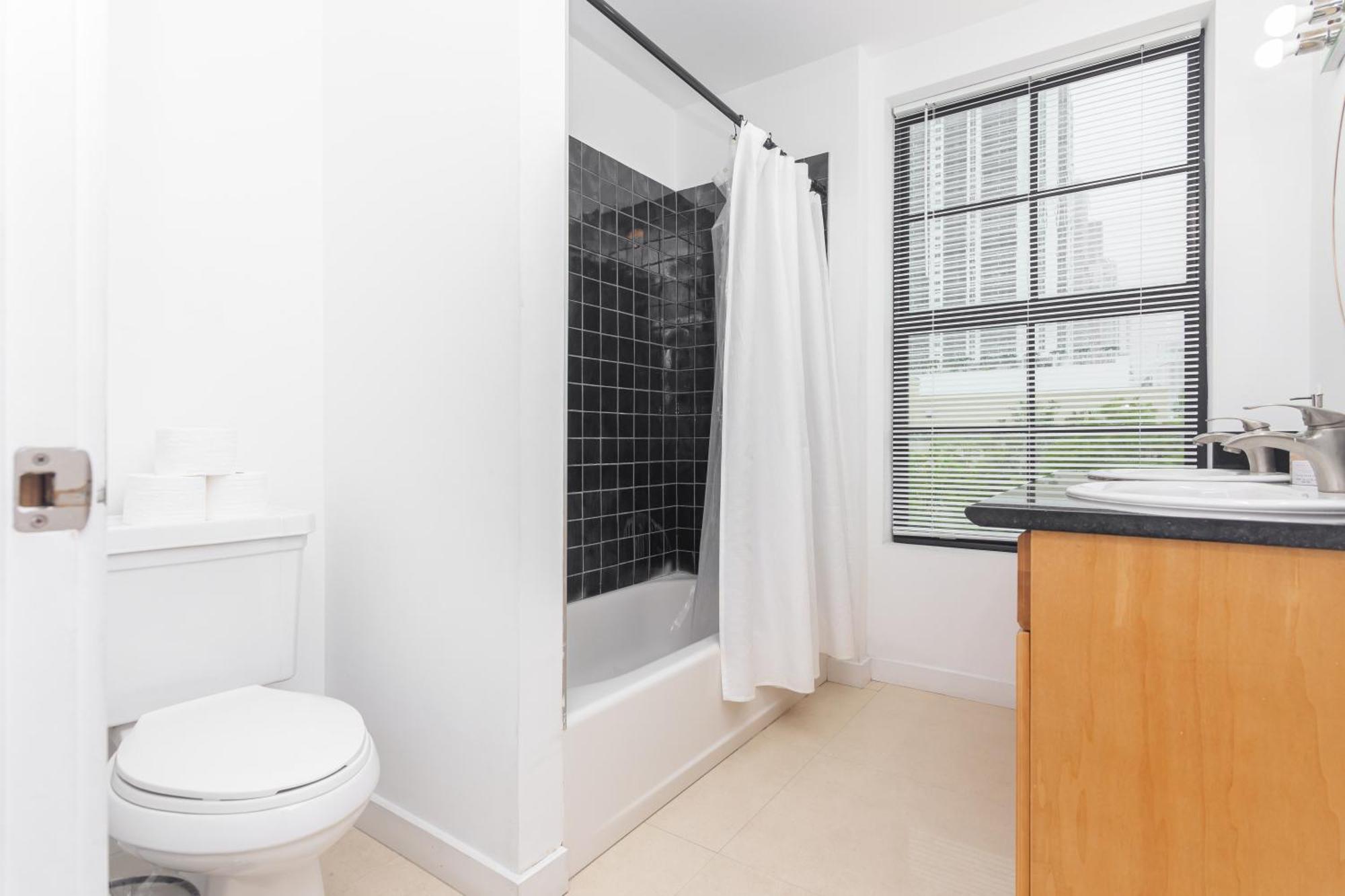 Downtown 2 Bedroom