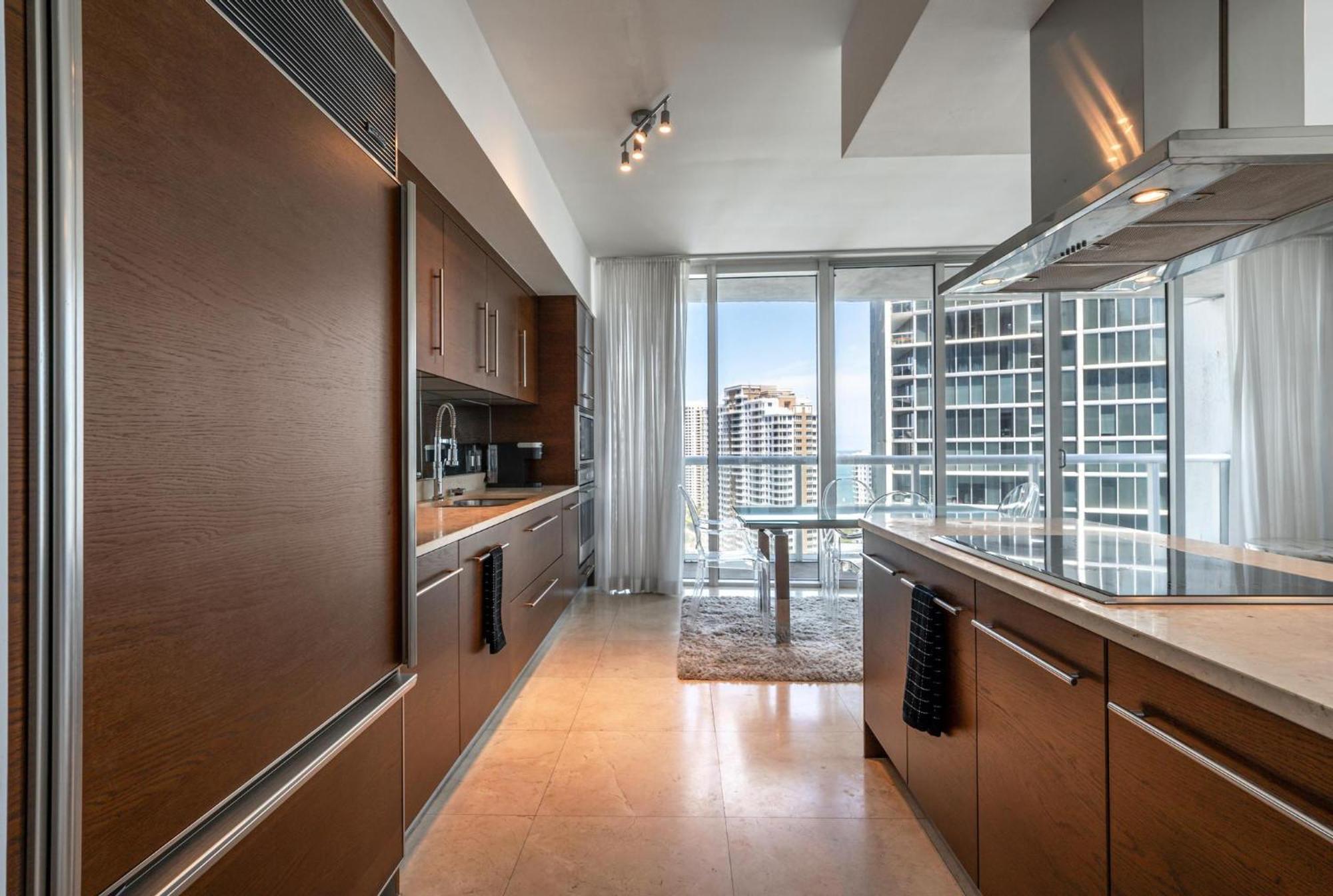 Icon Brickell Miami- 2 Bedroom With And Water Views! Miami