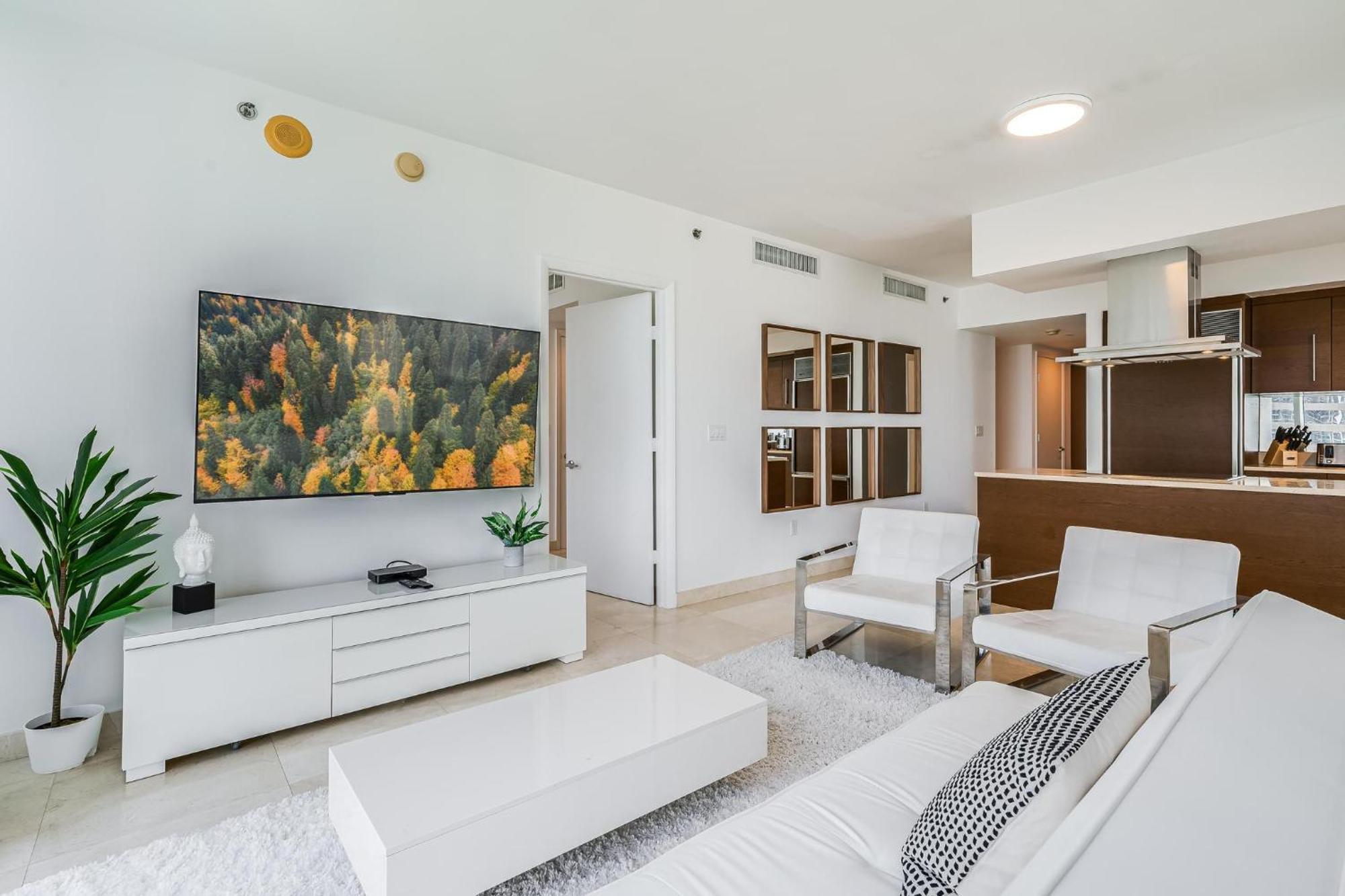 Icon Brickell Miami- 2 Bedroom With And Water Views! Apartment