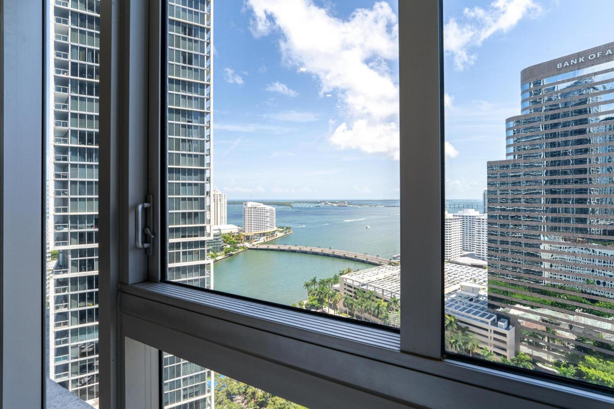 Icon Brickell Miami- 2 Bedroom With And Water Views! Miami