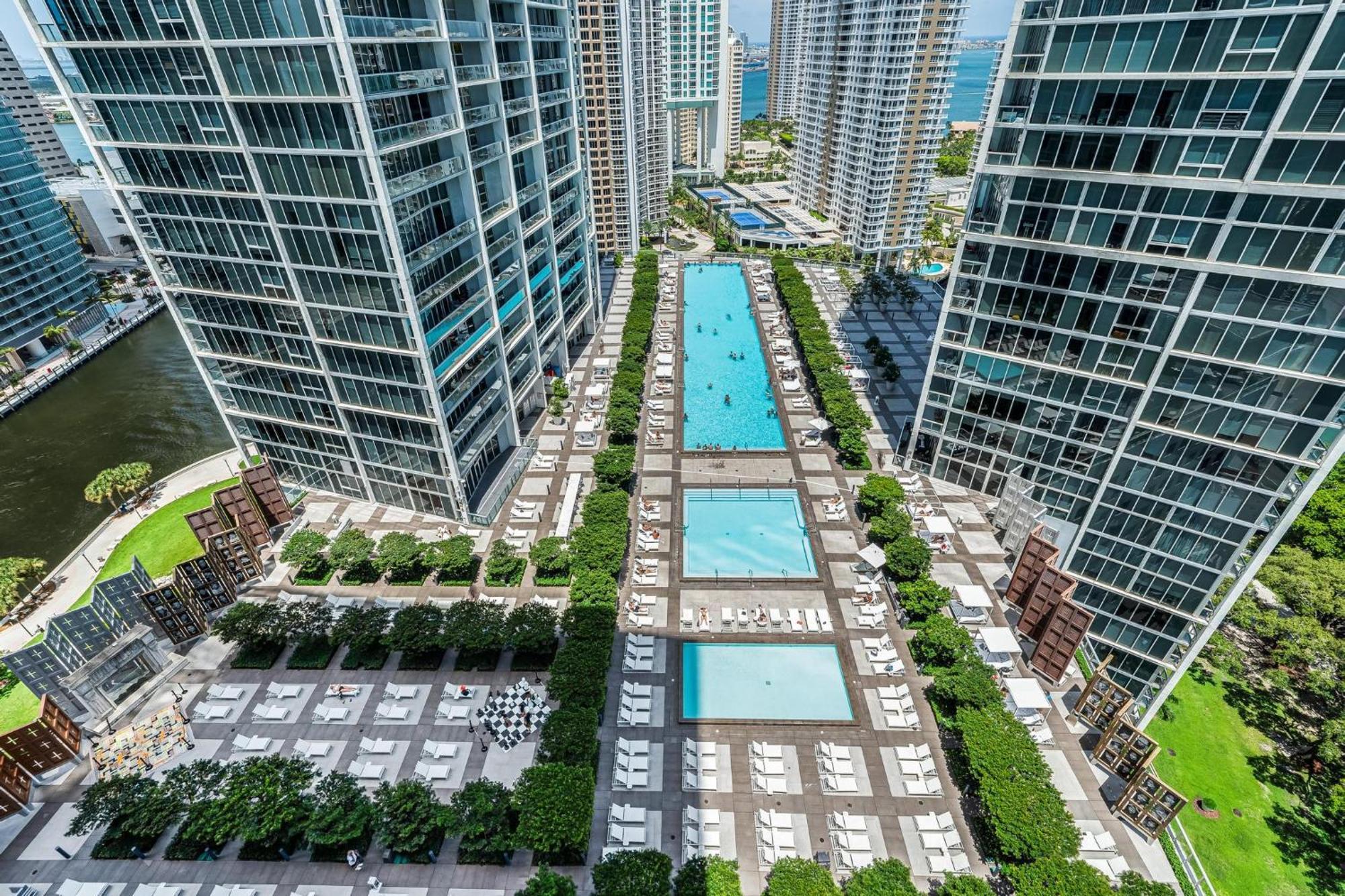 Icon Brickell Miami- 2 Bedroom With And Water Views! *