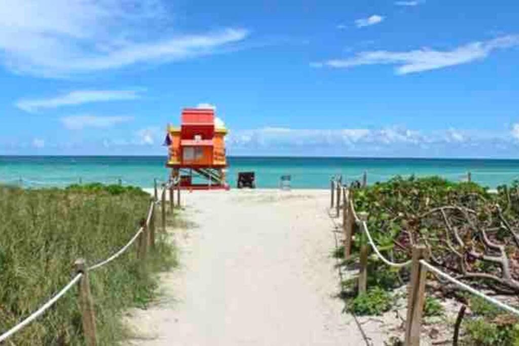 B04 7 Minutes From The Midtown Miami
